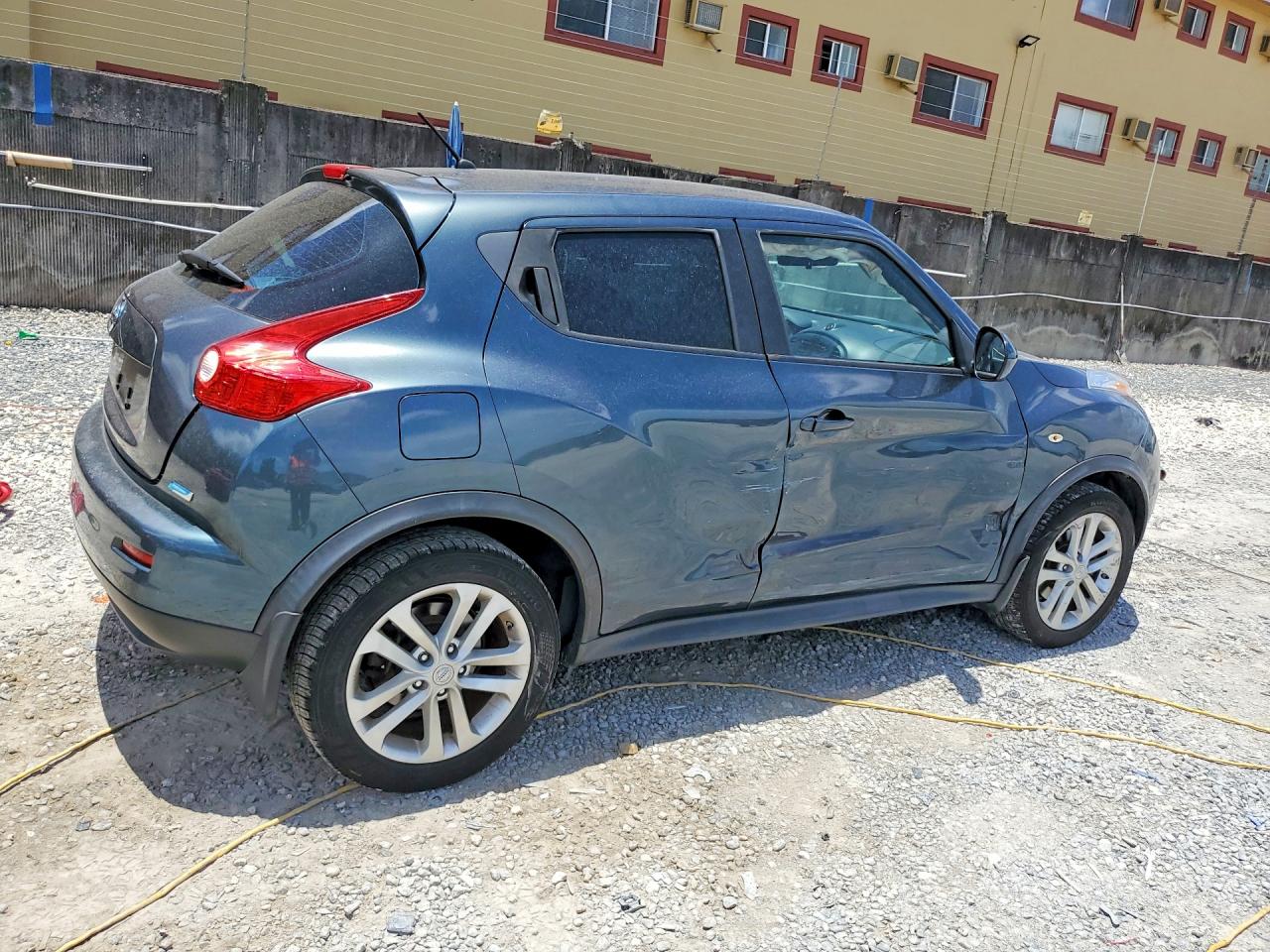 2014 Nissan Juke S Blue vin: JN8AF5MR8ET352911