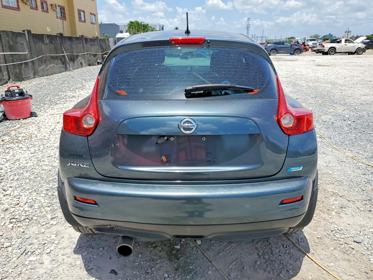 2014 Nissan Juke S Blue vin: JN8AF5MR8ET352911