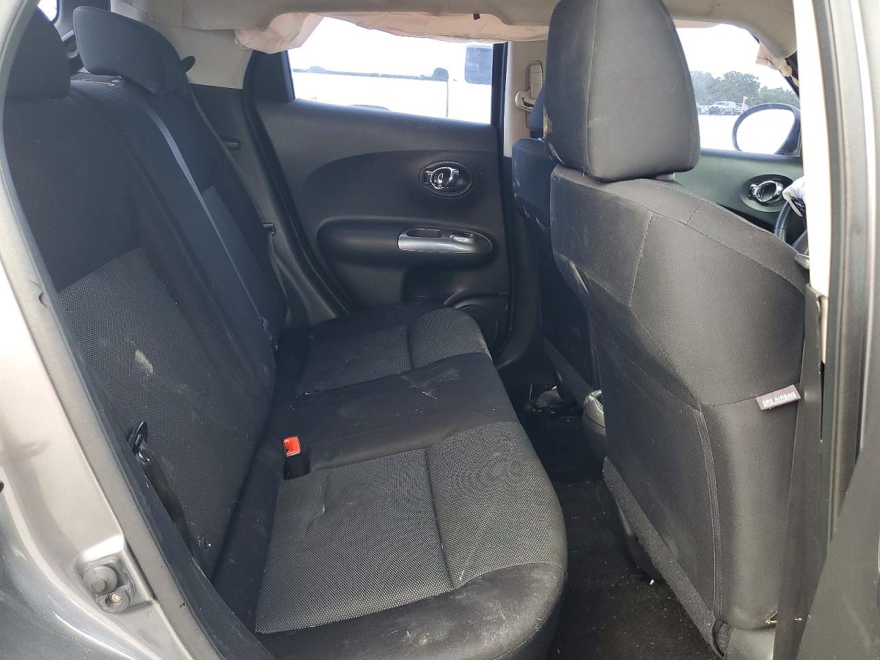 2014 Nissan Juke S Gray vin: JN8AF5MR8ET356618