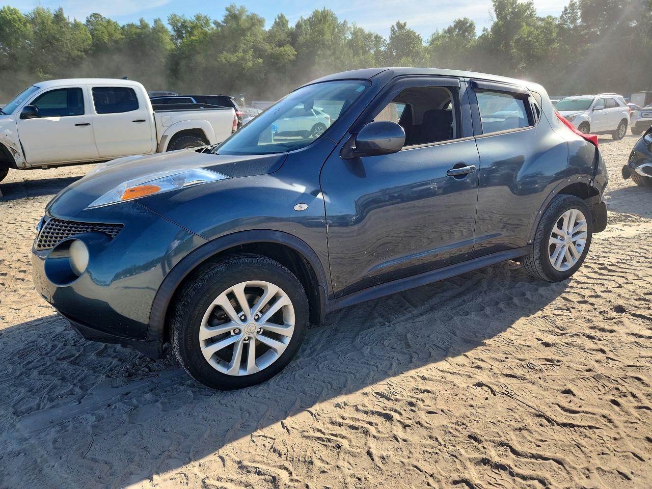 2014 Nissan Juke S Teal vin: JN8AF5MR8ET451776