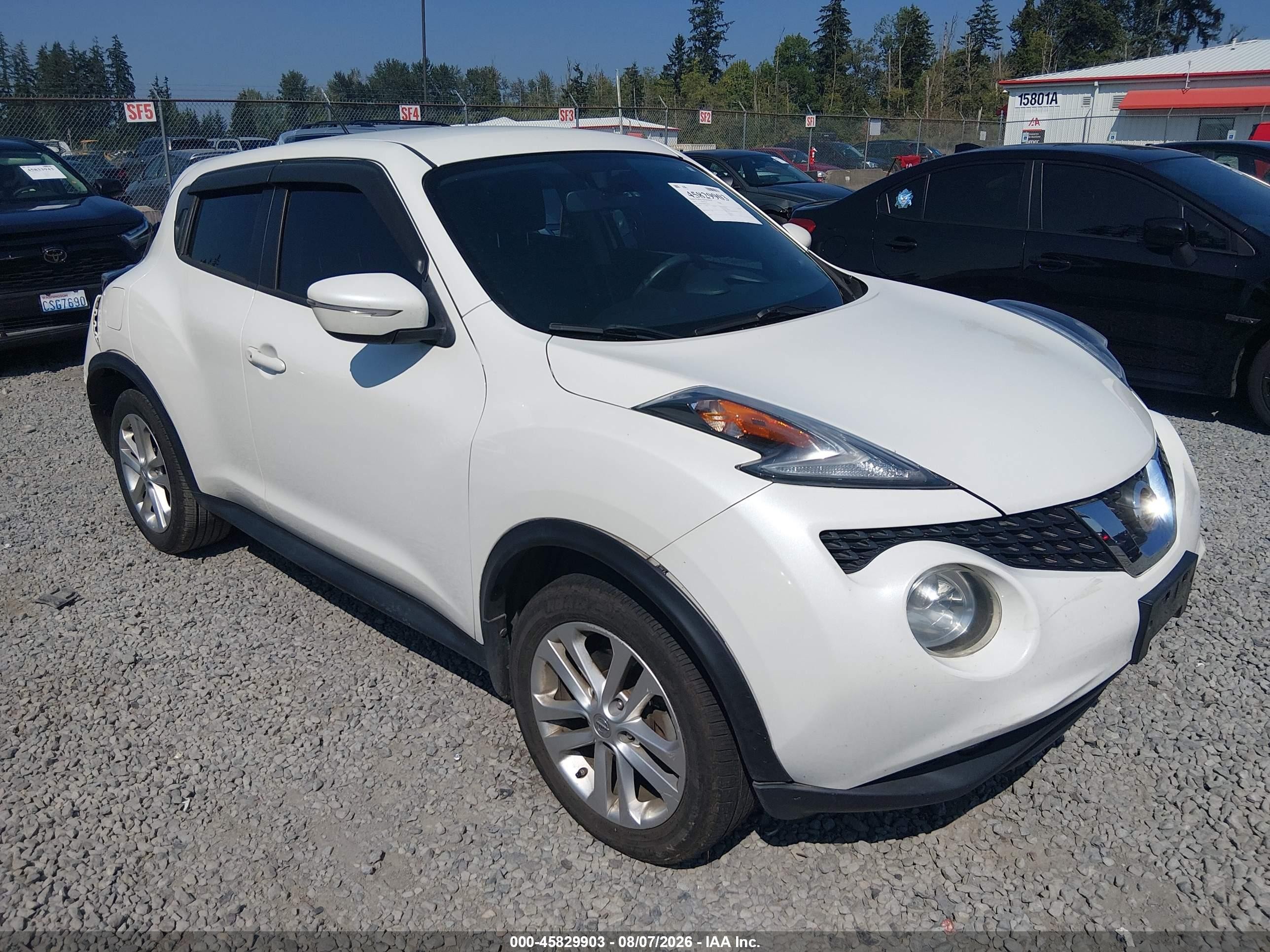 2015 Nissan Juke S White vin: JN8AF5MR8FT503103