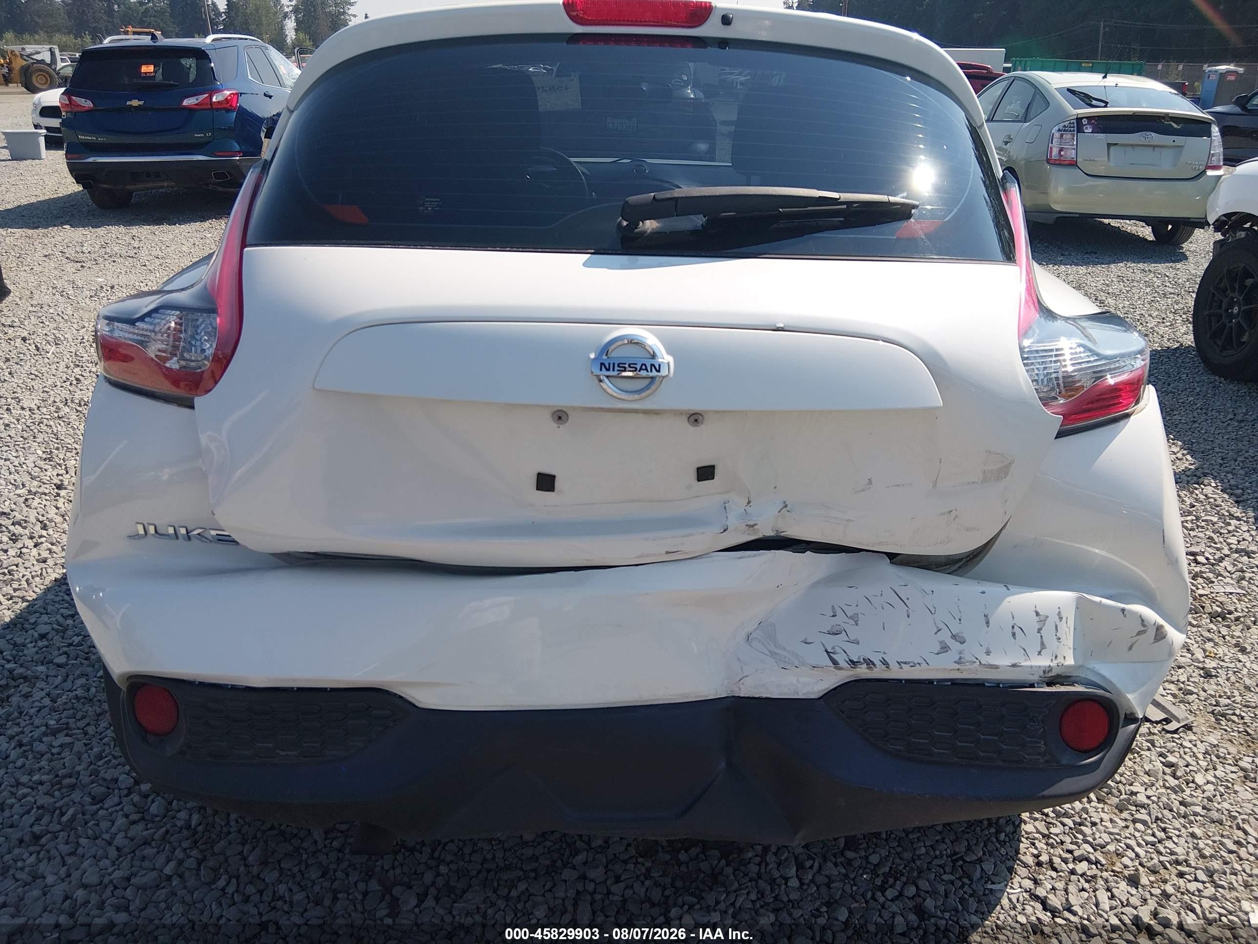 2015 Nissan Juke S White vin: JN8AF5MR8FT503103