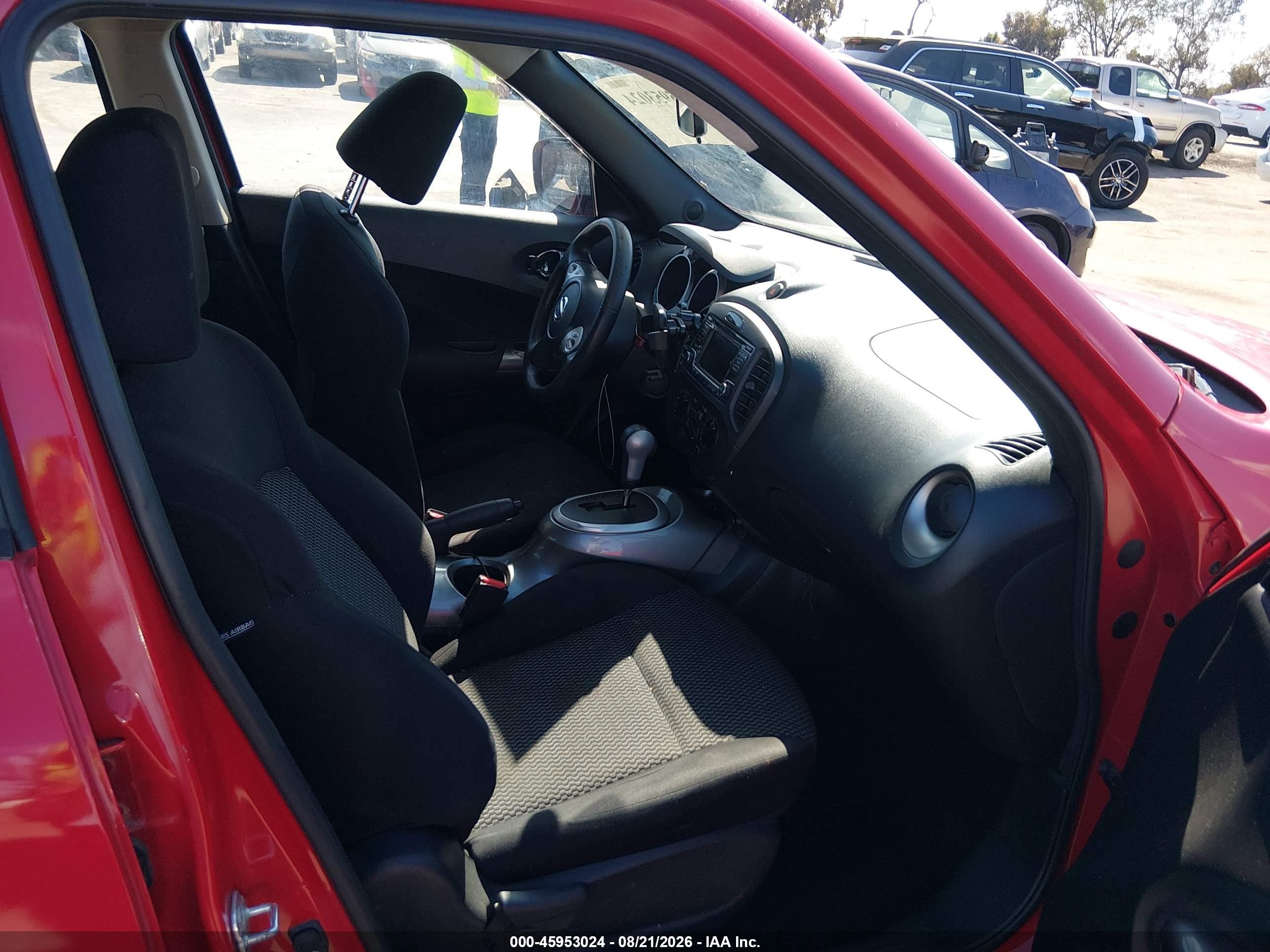 2015 Nissan Juke S Red vin: JN8AF5MR8FT503148