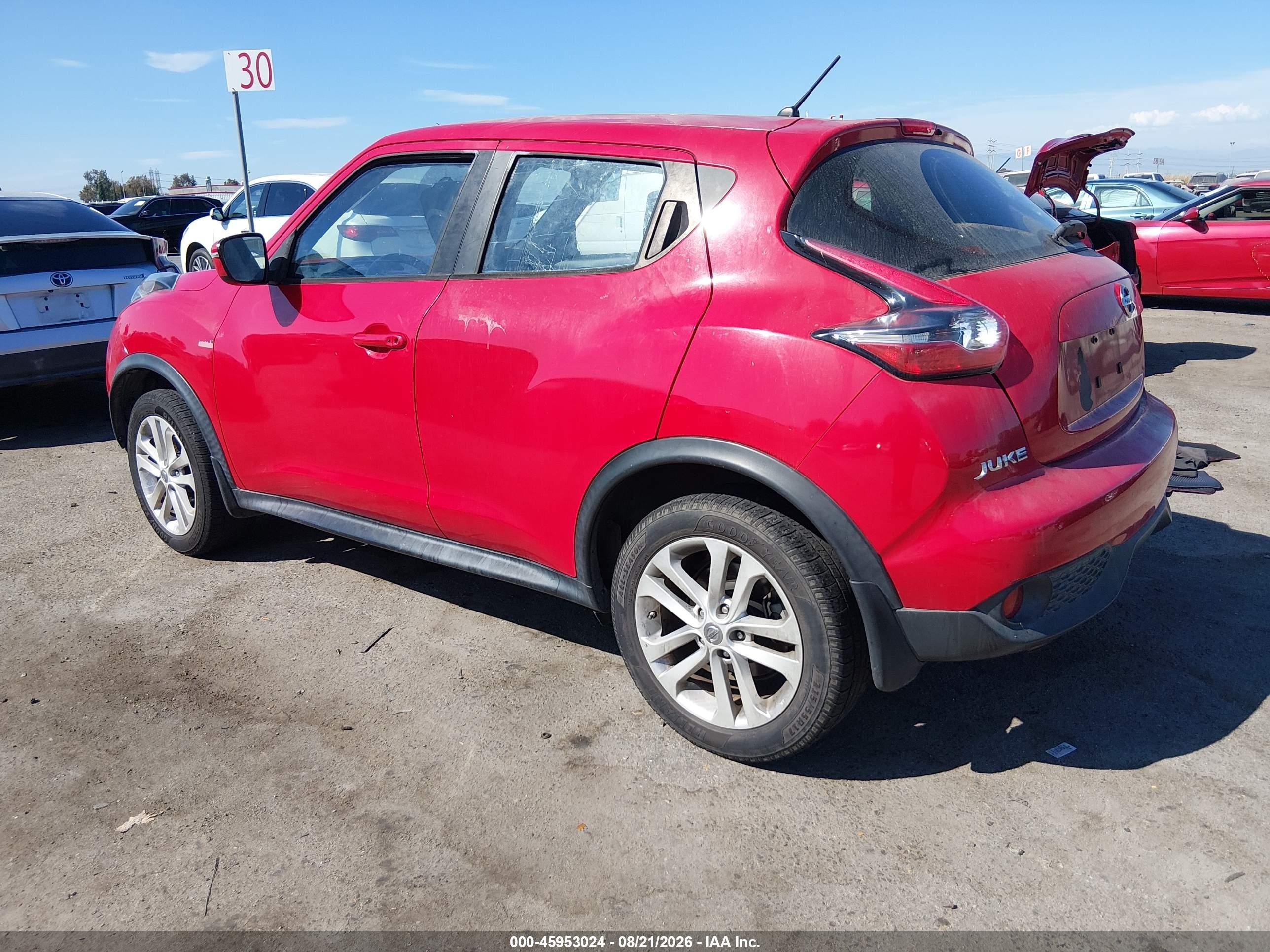 2015 Nissan Juke S Red vin: JN8AF5MR8FT503148