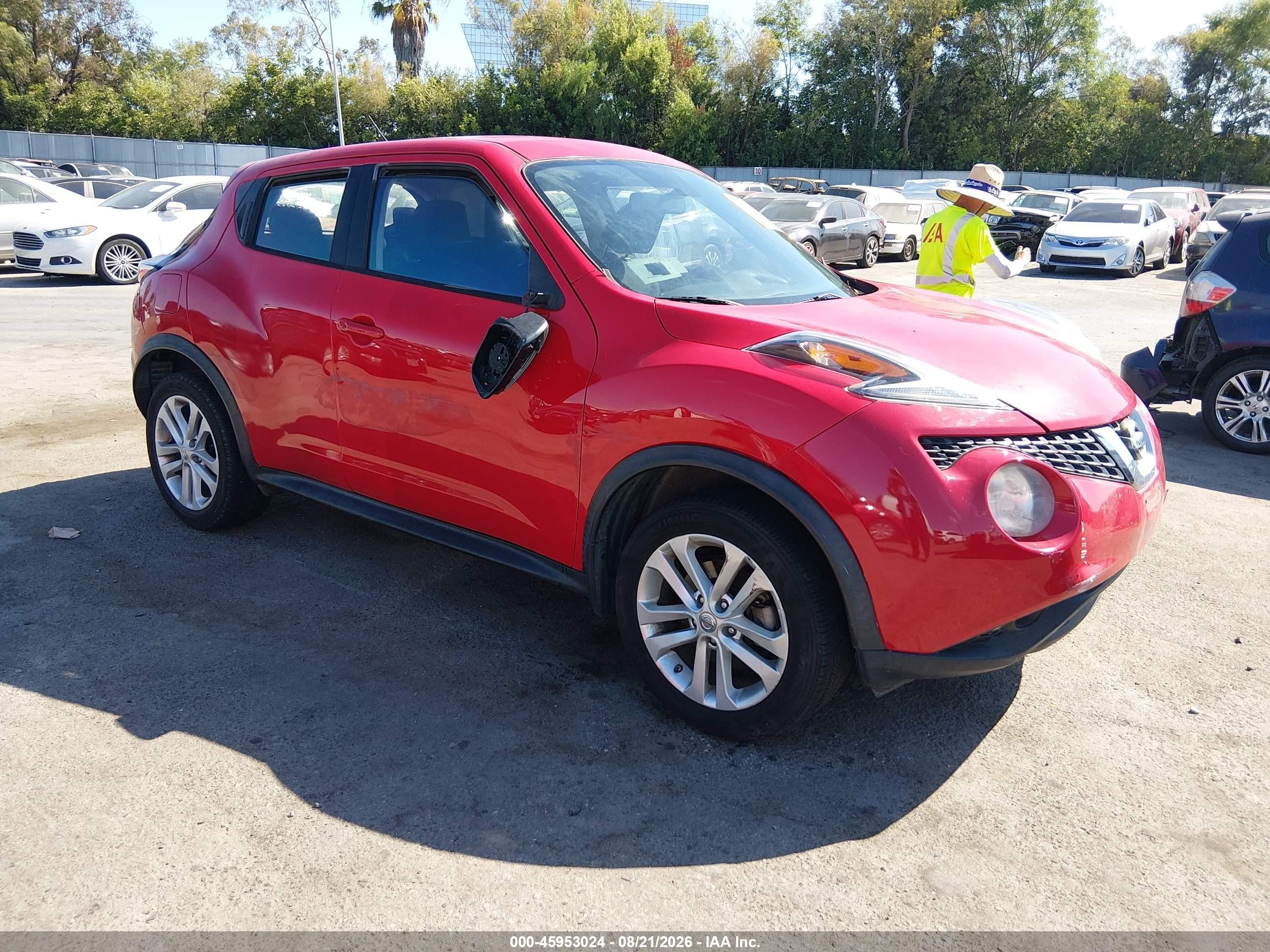 2015 Nissan Juke S Red vin: JN8AF5MR8FT503148
