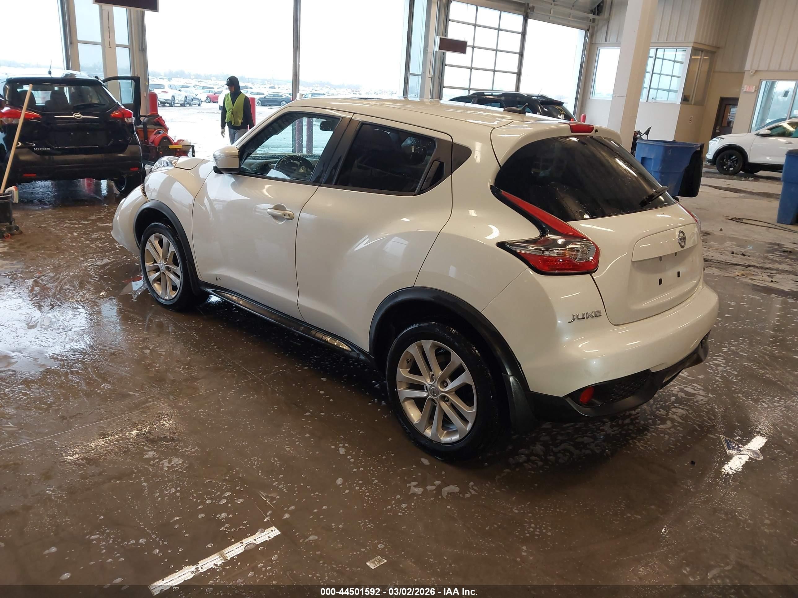 2015 Nissan Juke Sv White vin: JN8AF5MR8FT504381