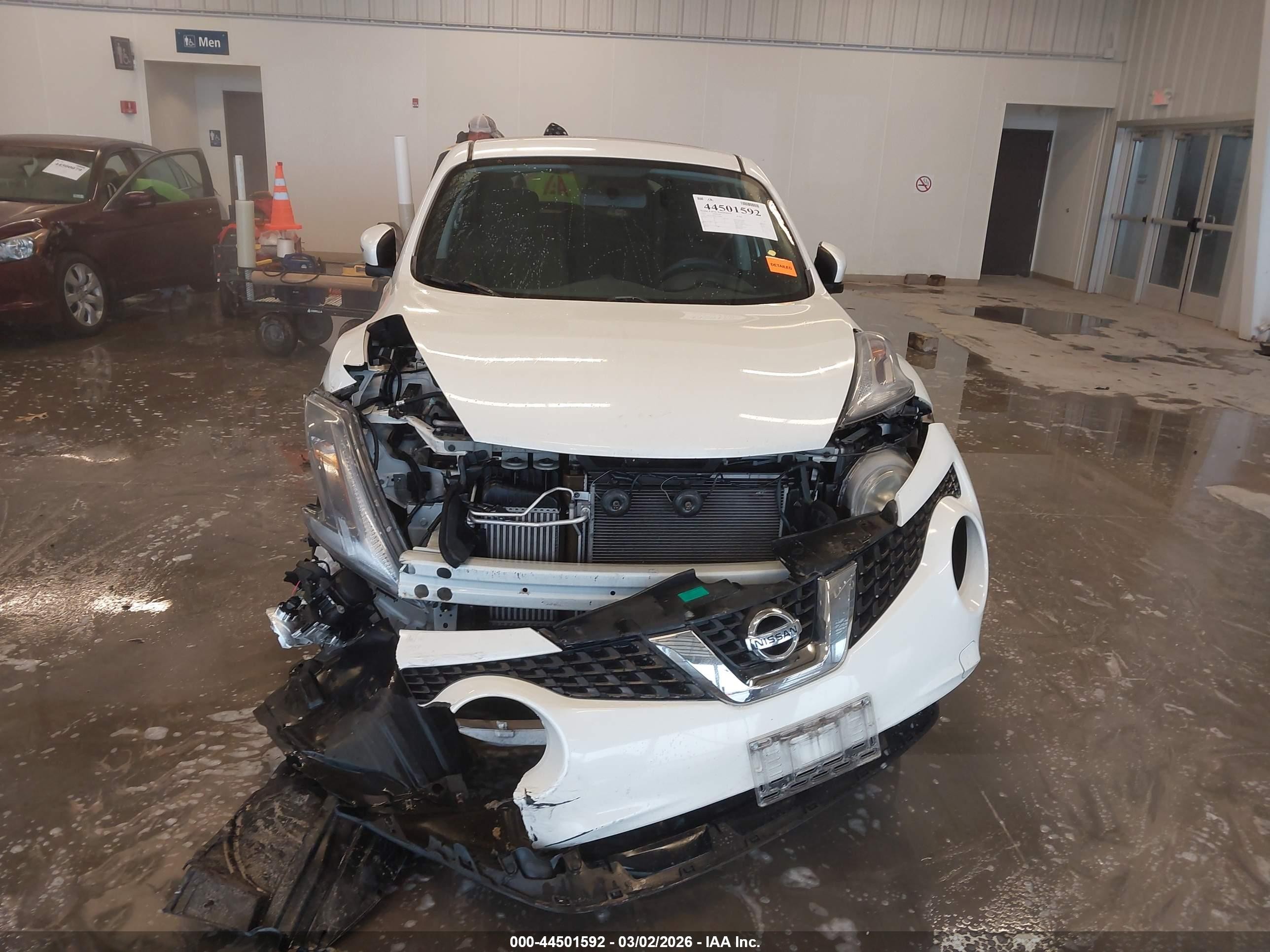 2015 Nissan Juke Sv White vin: JN8AF5MR8FT504381