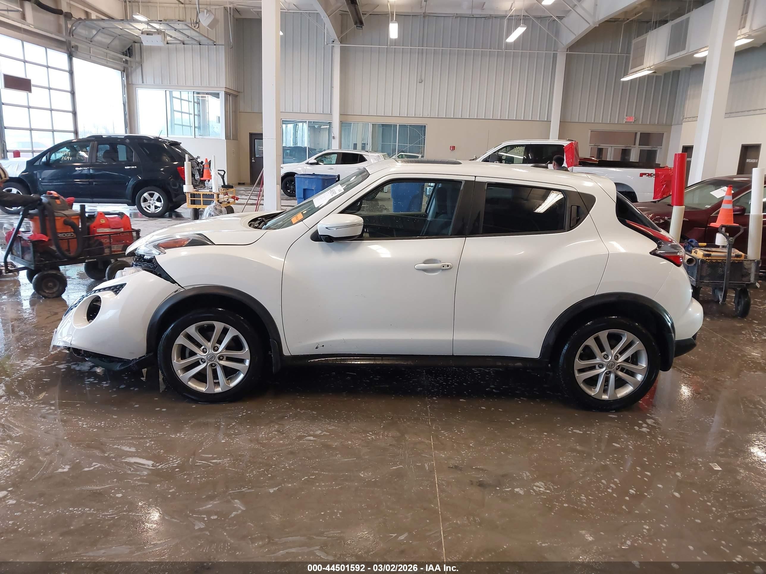 2015 Nissan Juke Sv White vin: JN8AF5MR8FT504381