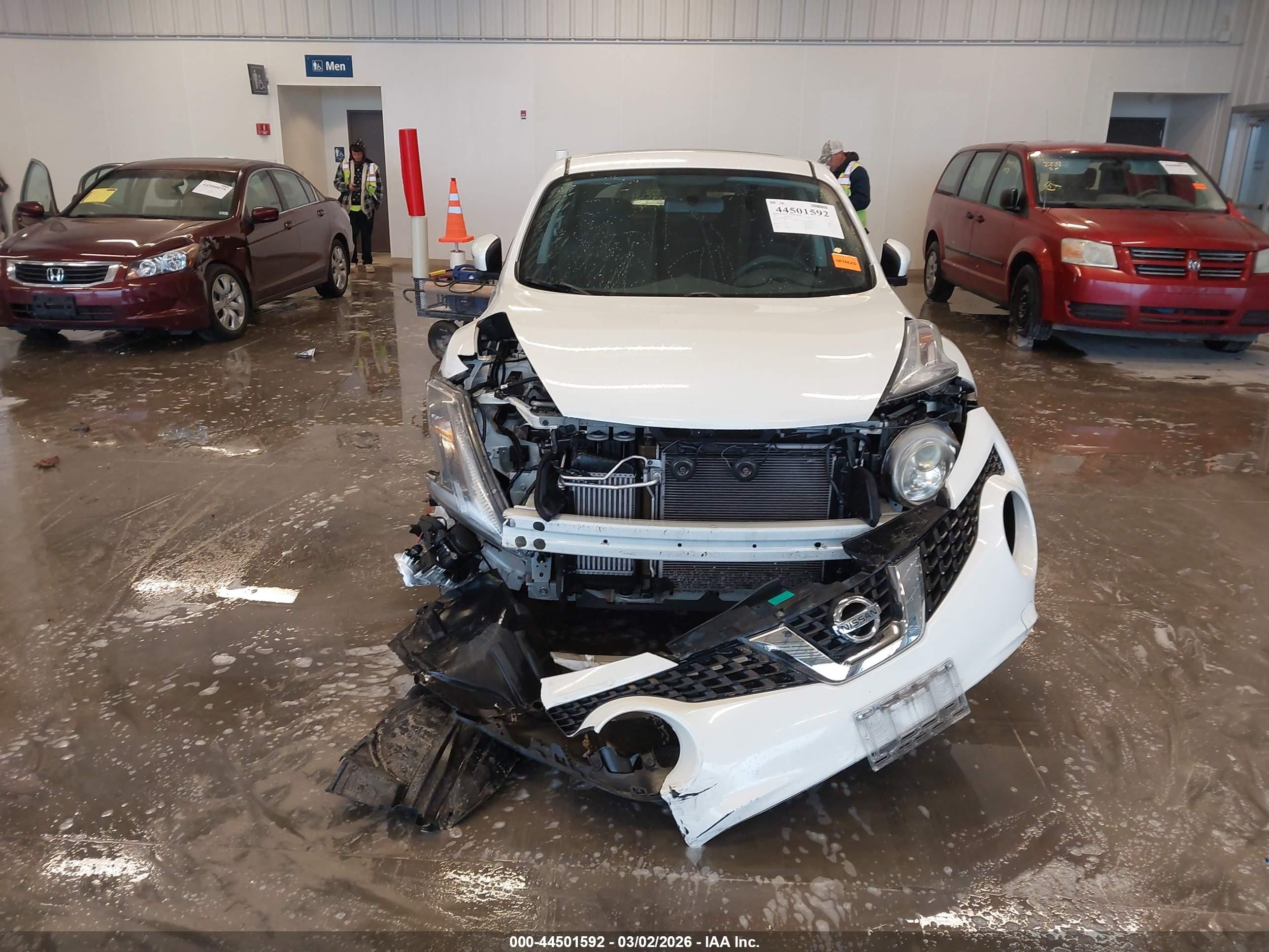 2015 Nissan Juke Sv White vin: JN8AF5MR8FT504381