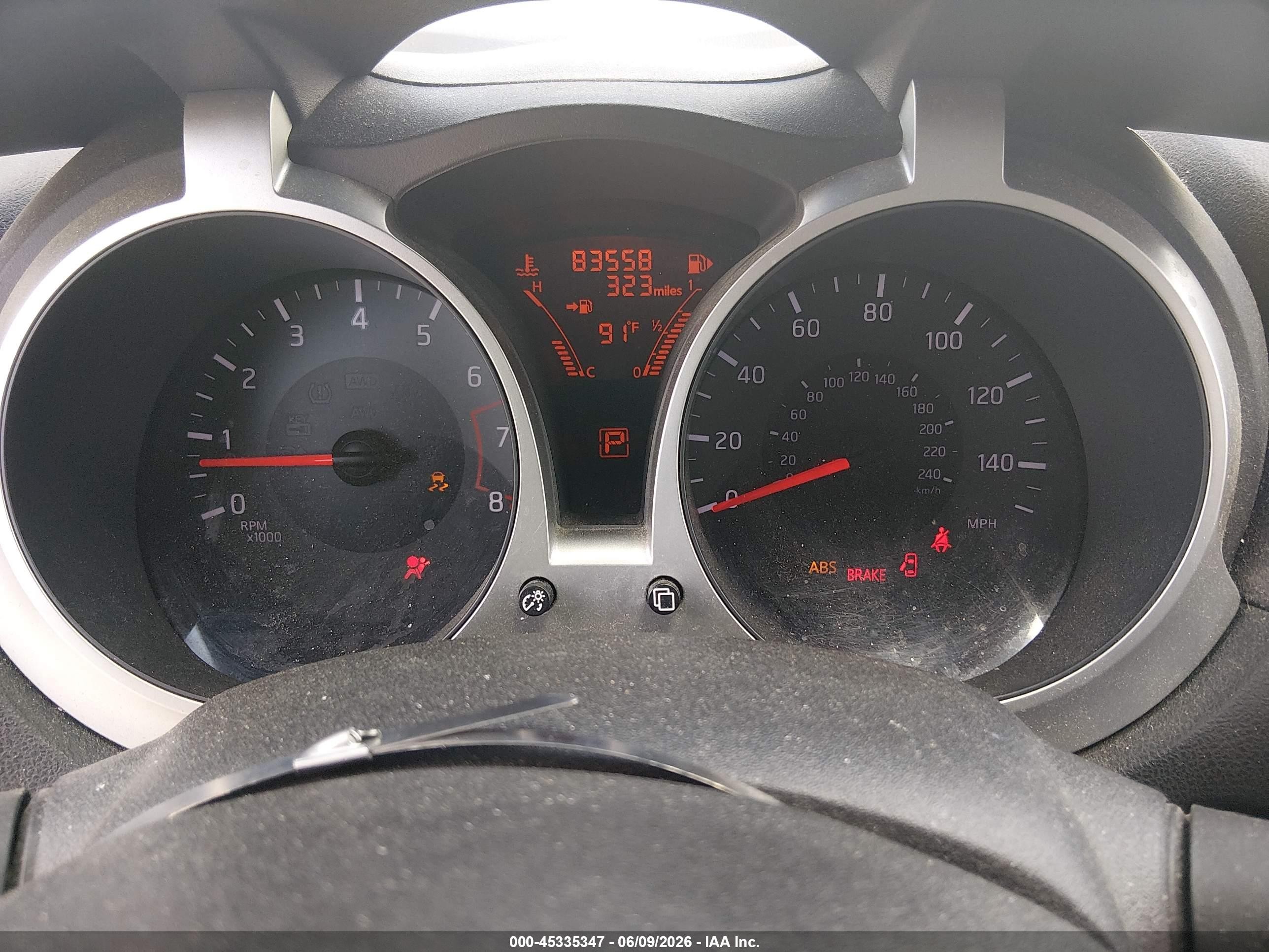 2015 Nissan Juke S Silver vin: JN8AF5MR8FT507278