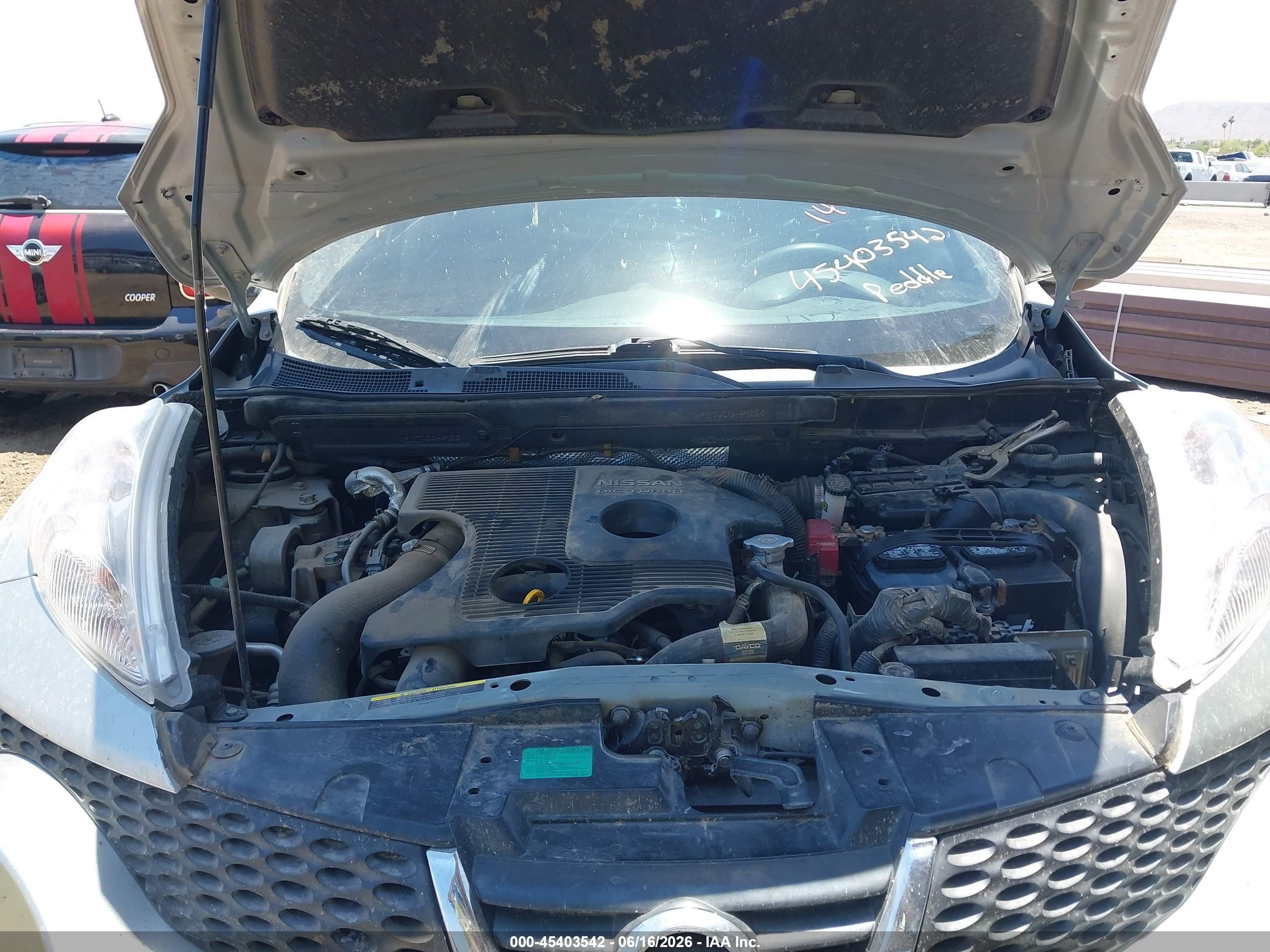 2011 Nissan Juke S Silver vin: JN8AF5MR9BT010492