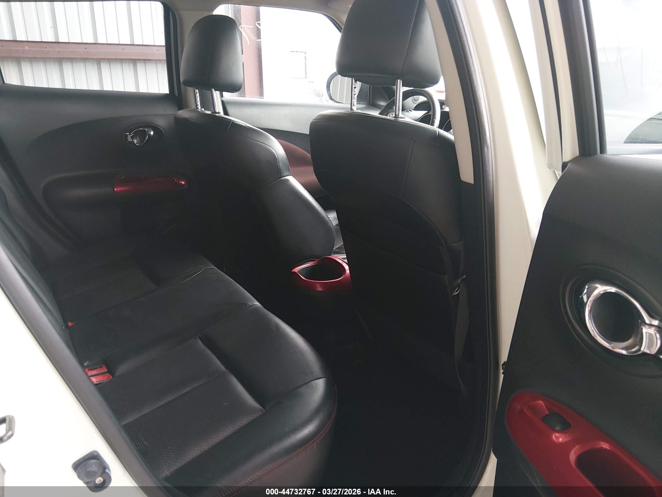 2011 Nissan Juke Sl White vin: JN8AF5MR9BT021217