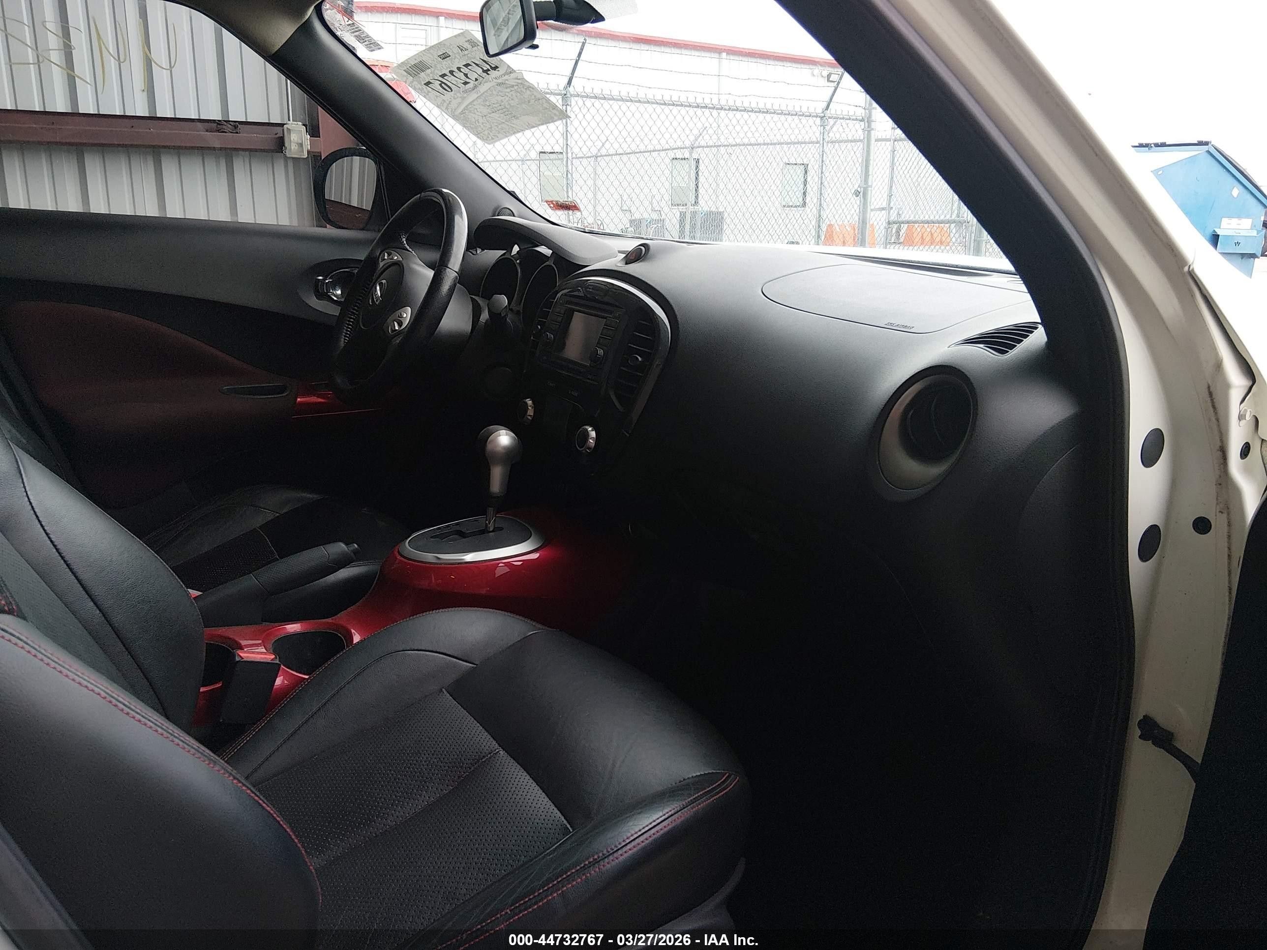 2011 Nissan Juke Sl White vin: JN8AF5MR9BT021217
