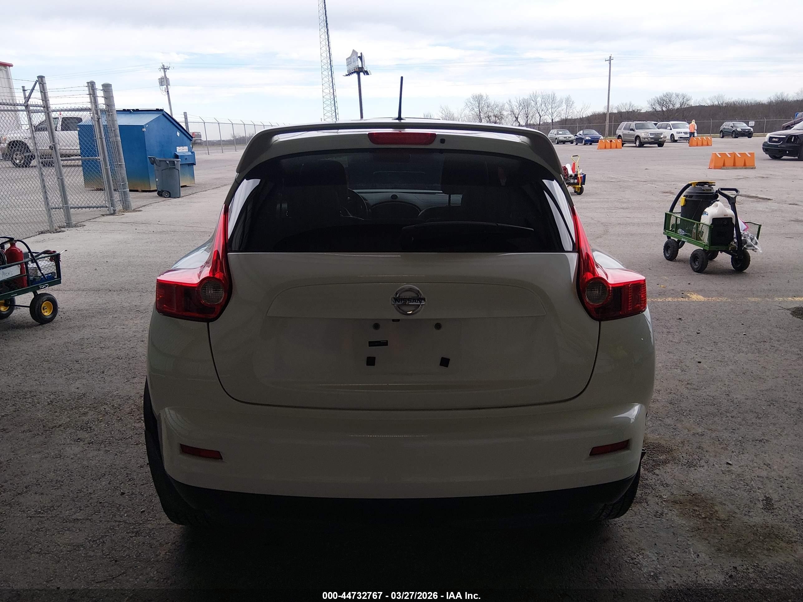 2011 Nissan Juke Sl White vin: JN8AF5MR9BT021217