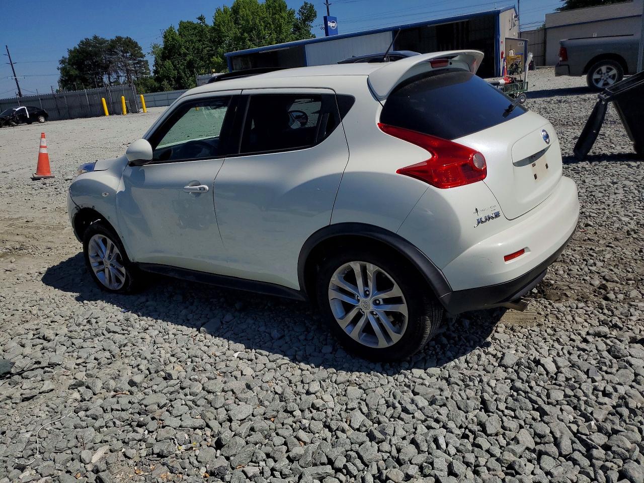 2012 Nissan Juke S White vin: JN8AF5MR9CT102221