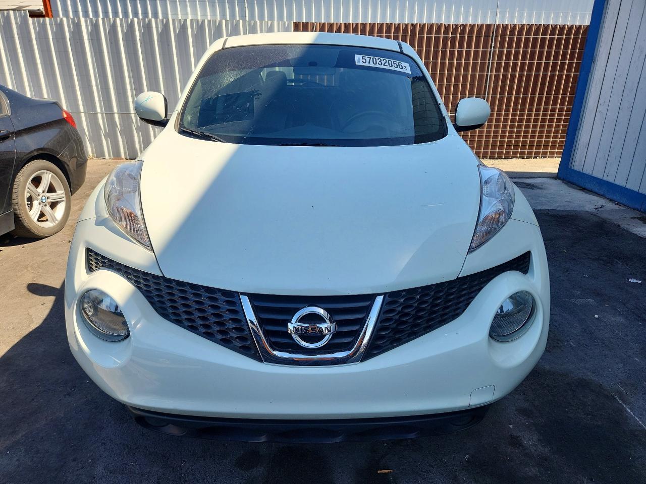 2012 Nissan Juke S White vin: JN8AF5MR9CT115454