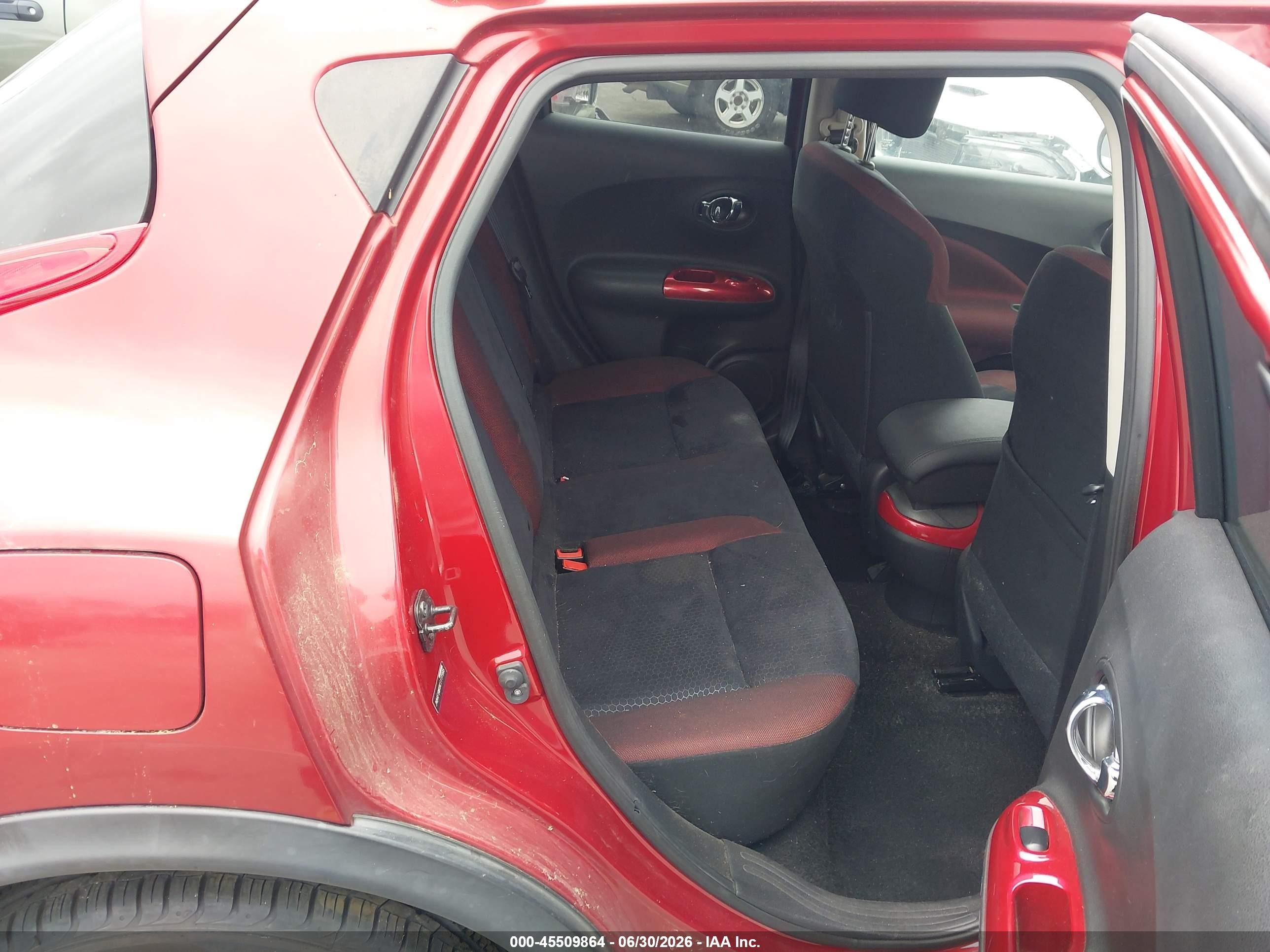 2012 Nissan Juke Sv Red vin: JN8AF5MR9CT117995
