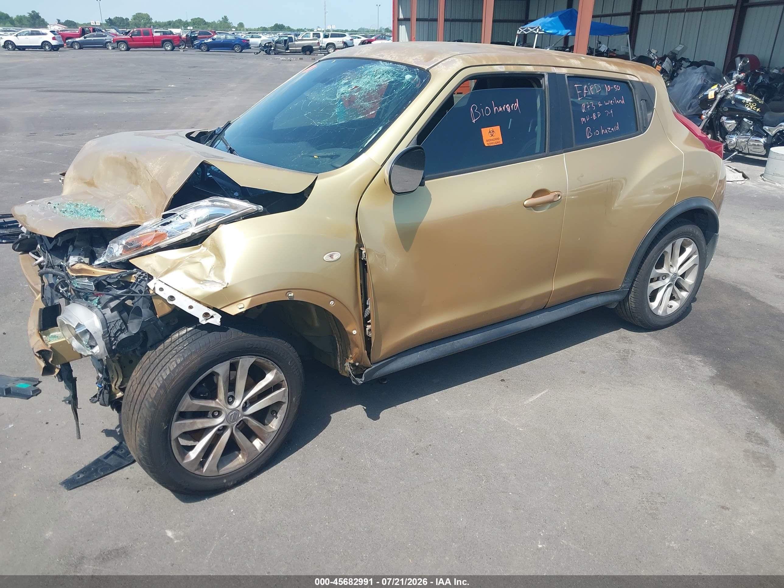 2013 Nissan Juke S Gold vin: JN8AF5MR9DT200117
