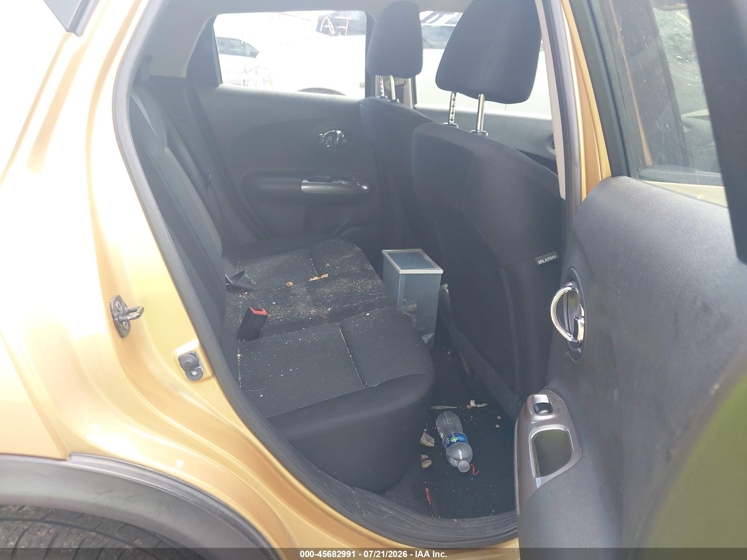 2013 Nissan Juke S Gold vin: JN8AF5MR9DT200117