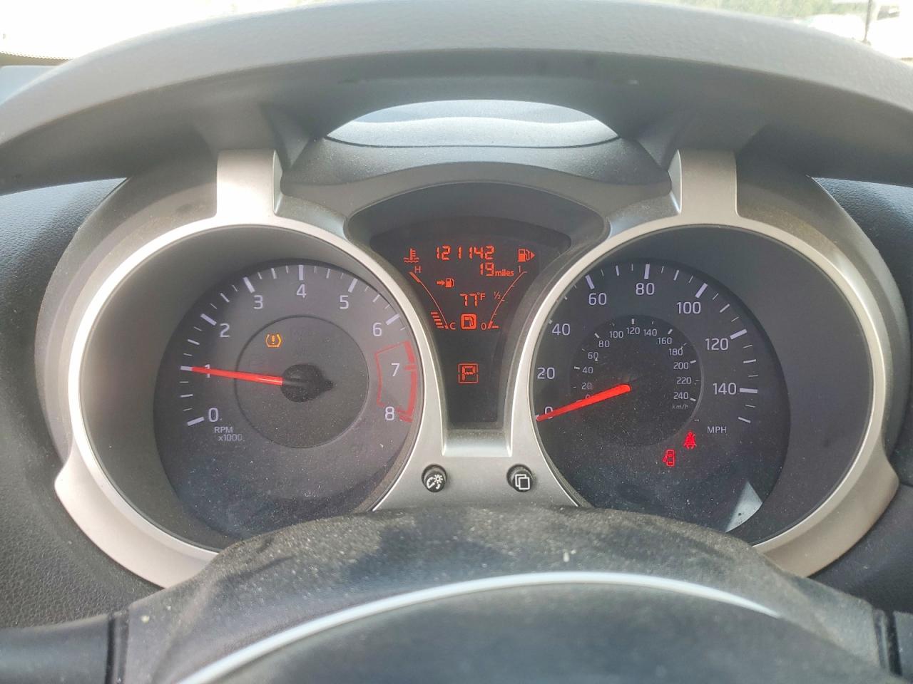 2013 Nissan Juke S White vin: JN8AF5MR9DT205818