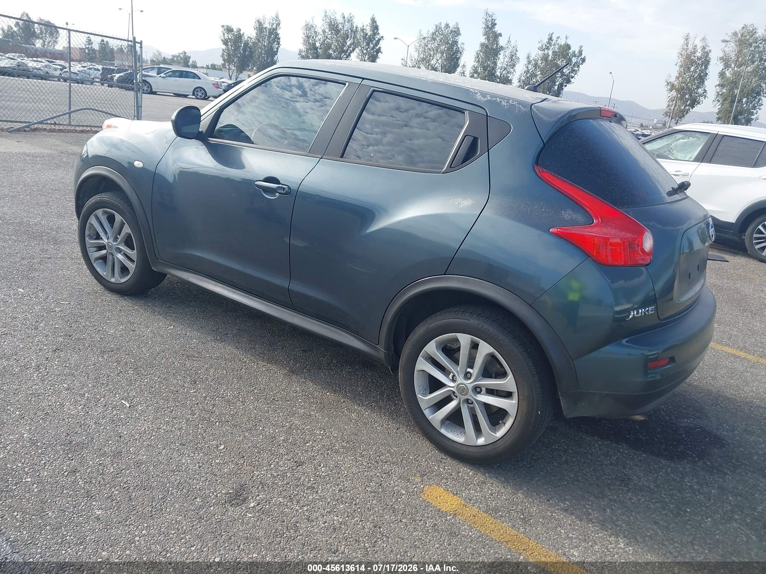 2013 Nissan Juke S Gray vin: JN8AF5MR9DT214681