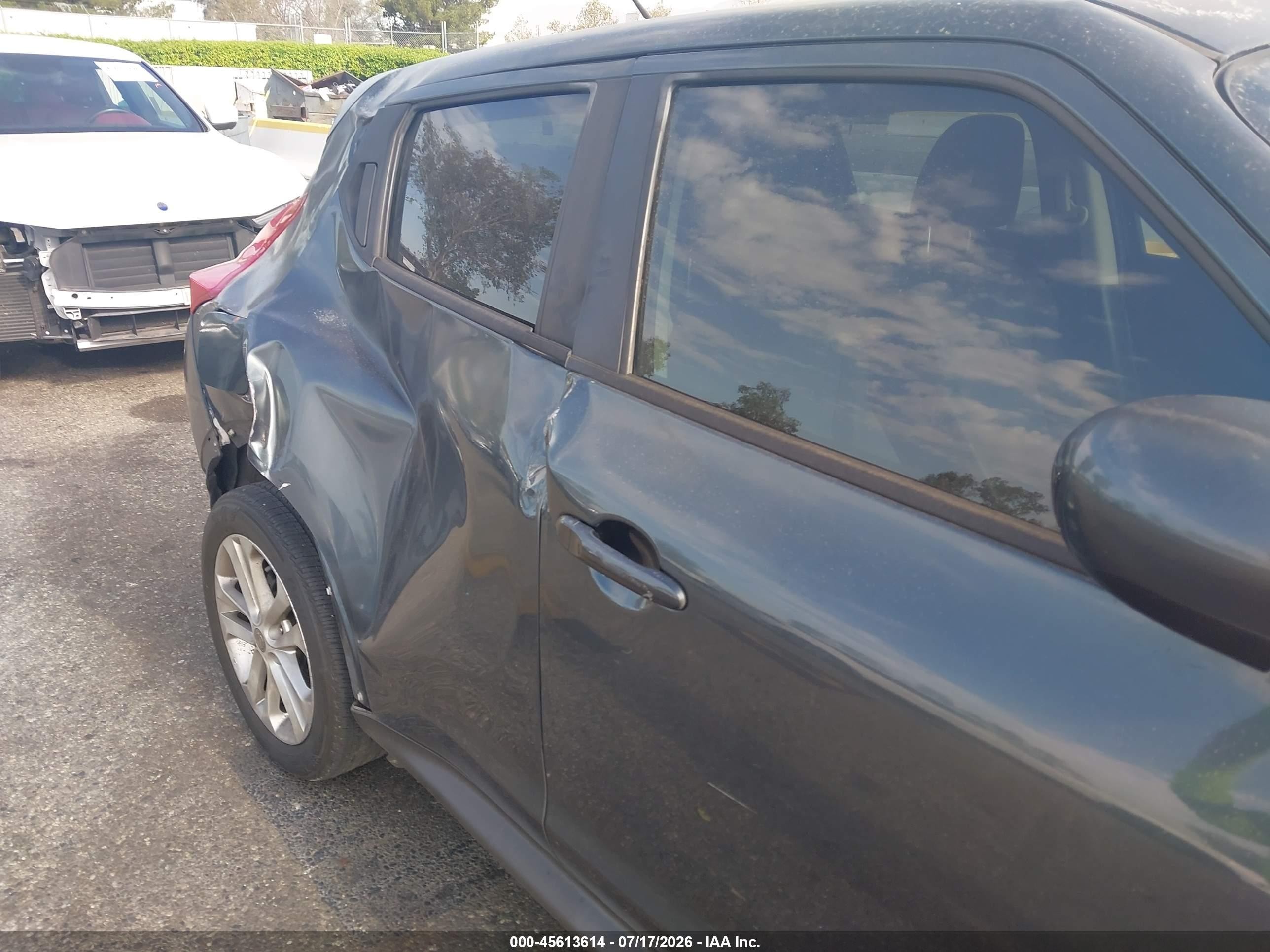 2013 Nissan Juke S Gray vin: JN8AF5MR9DT214681