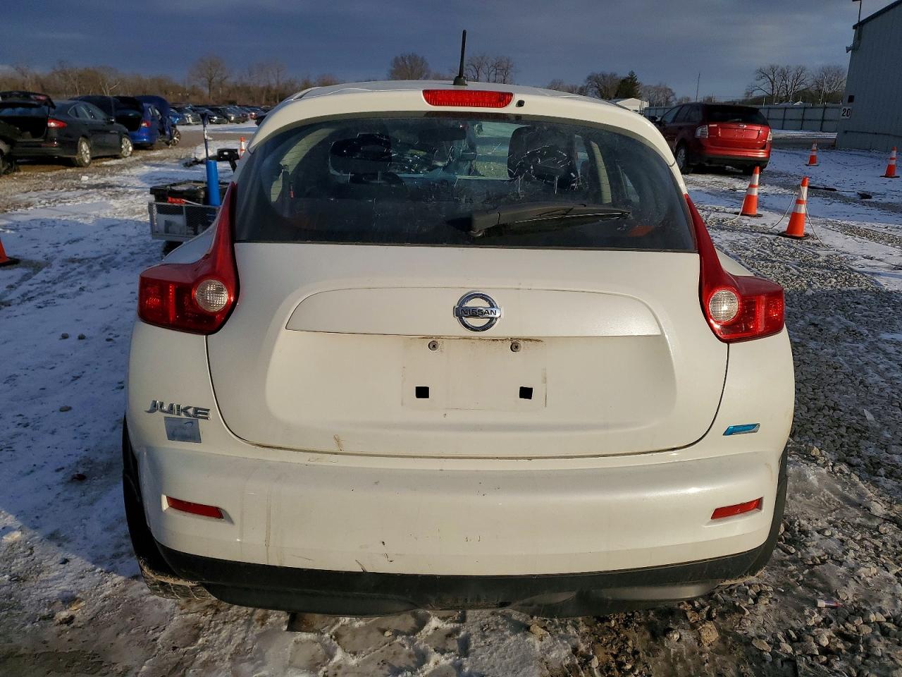 2014 Nissan Juke S White vin: JN8AF5MR9ET361813