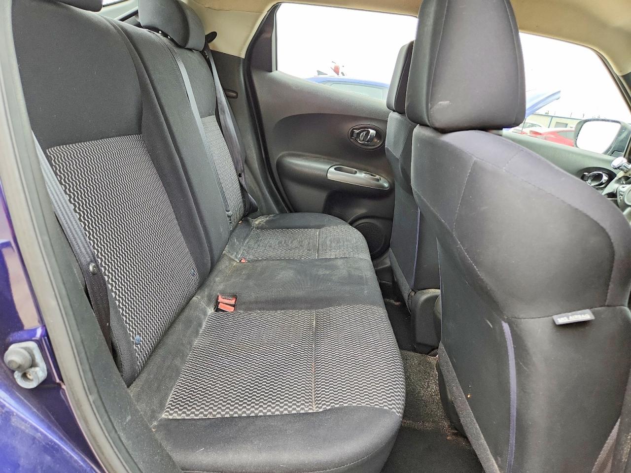 2015 Nissan Juke S Purple vin: JN8AF5MR9FT501490