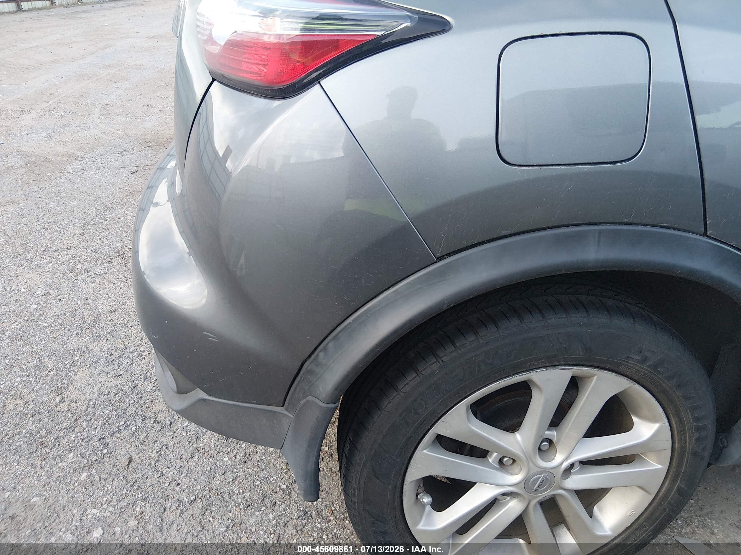 2015 Nissan Juke Sv Gray vin: JN8AF5MR9FT506527