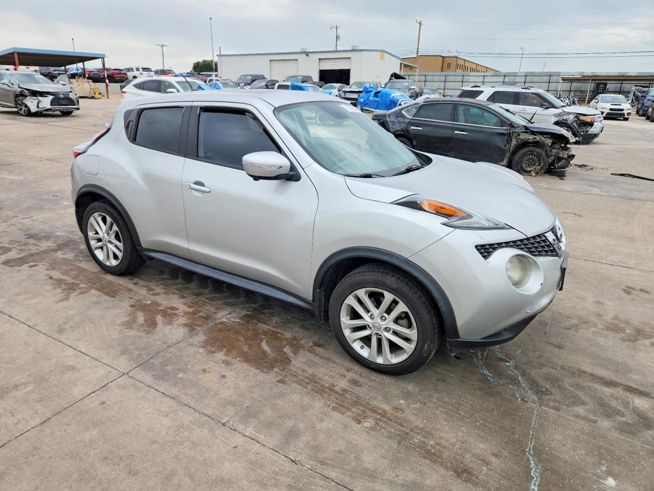 2015 Nissan Juke Sv Silver vin: JN8AF5MR9FT508021