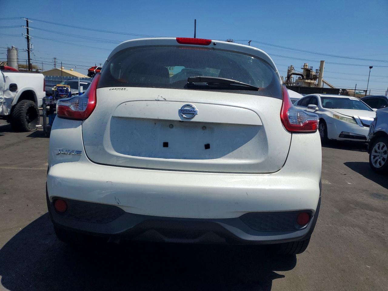 2015 Nissan Juke S White vin: JN8AF5MR9FT509749
