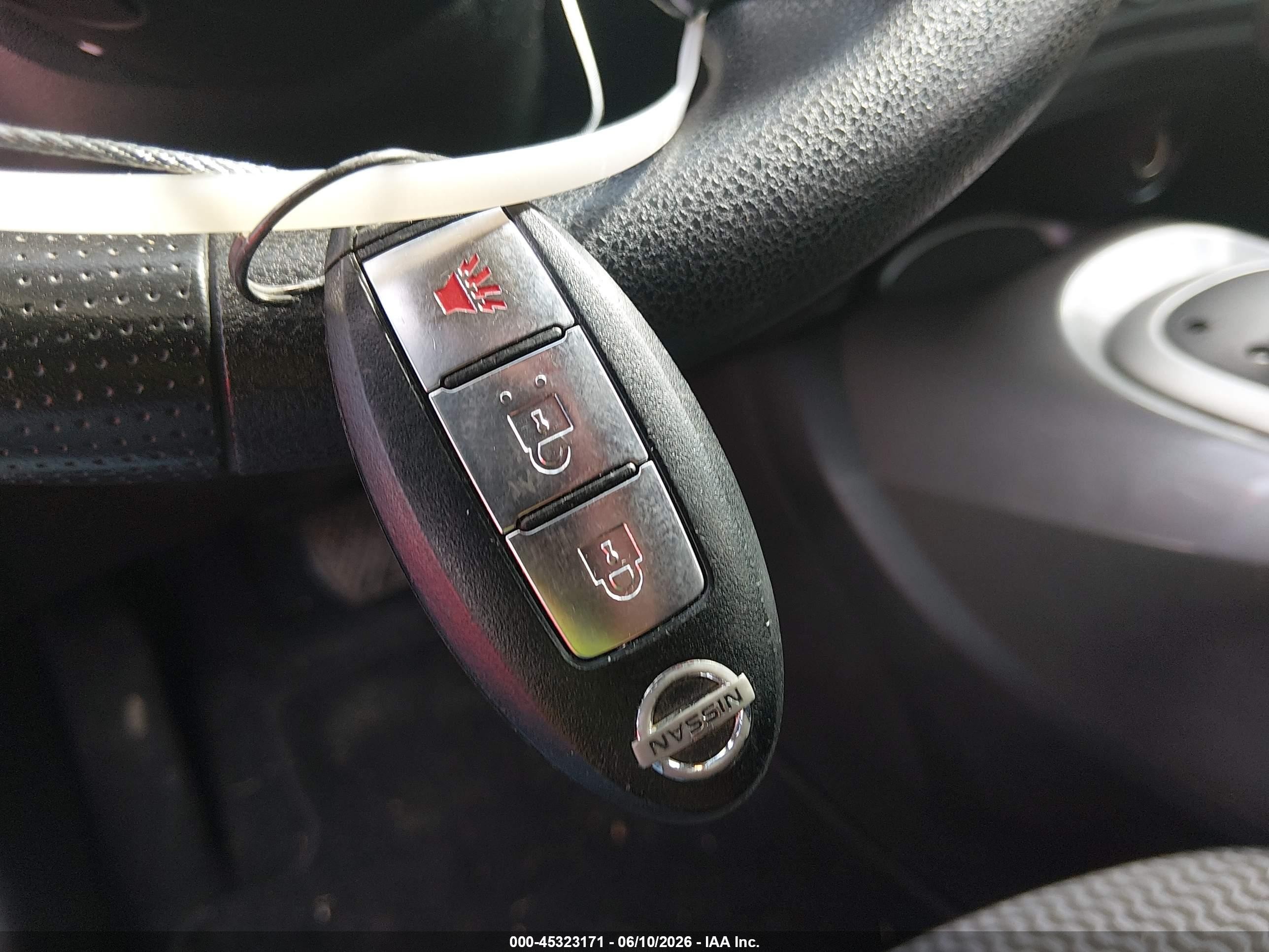 2017 Nissan Juke S Silver vin: JN8AF5MR9HT702163