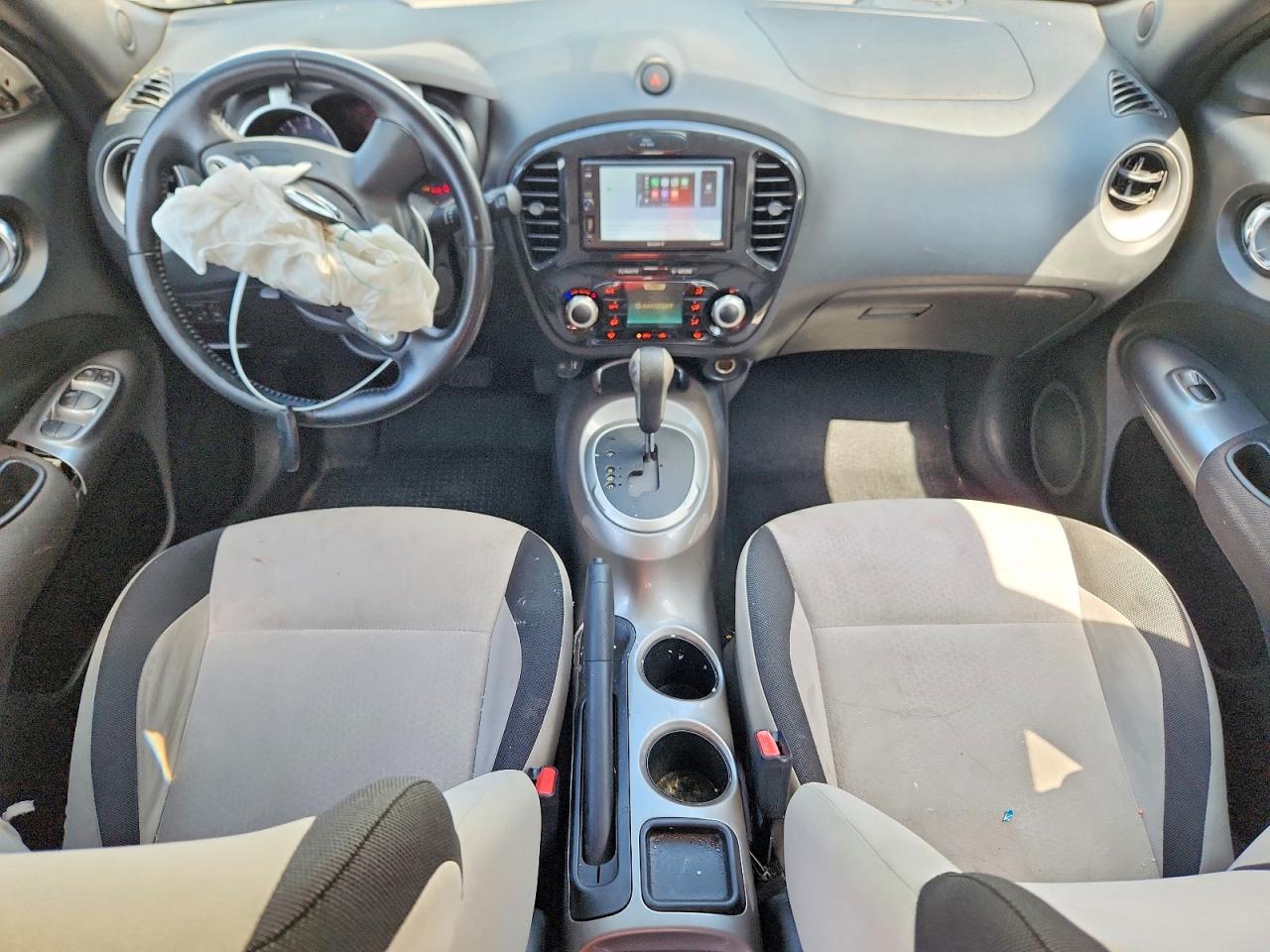 2011 Nissan Juke S/sv/sl White vin: JN8AF5MRXBT005317