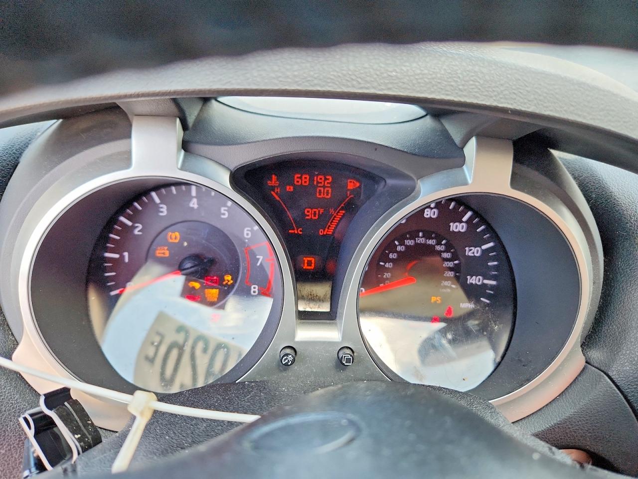 2011 Nissan Juke S/sv/sl White vin: JN8AF5MRXBT005317