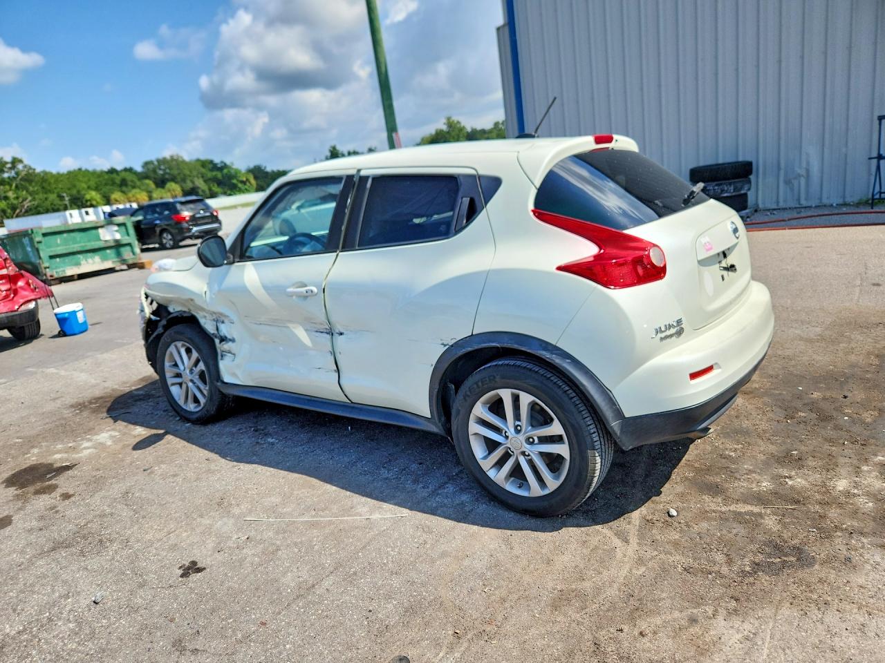 2011 Nissan Juke S/sv/sl White vin: JN8AF5MRXBT005317