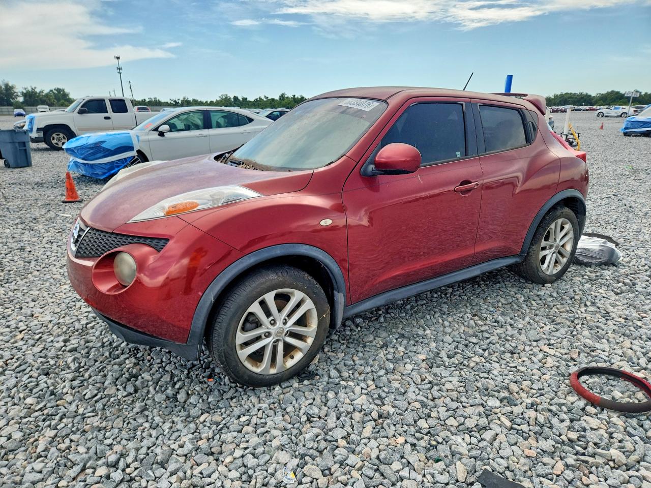 2011 Nissan Juke S Red vin: JN8AF5MRXBT012641