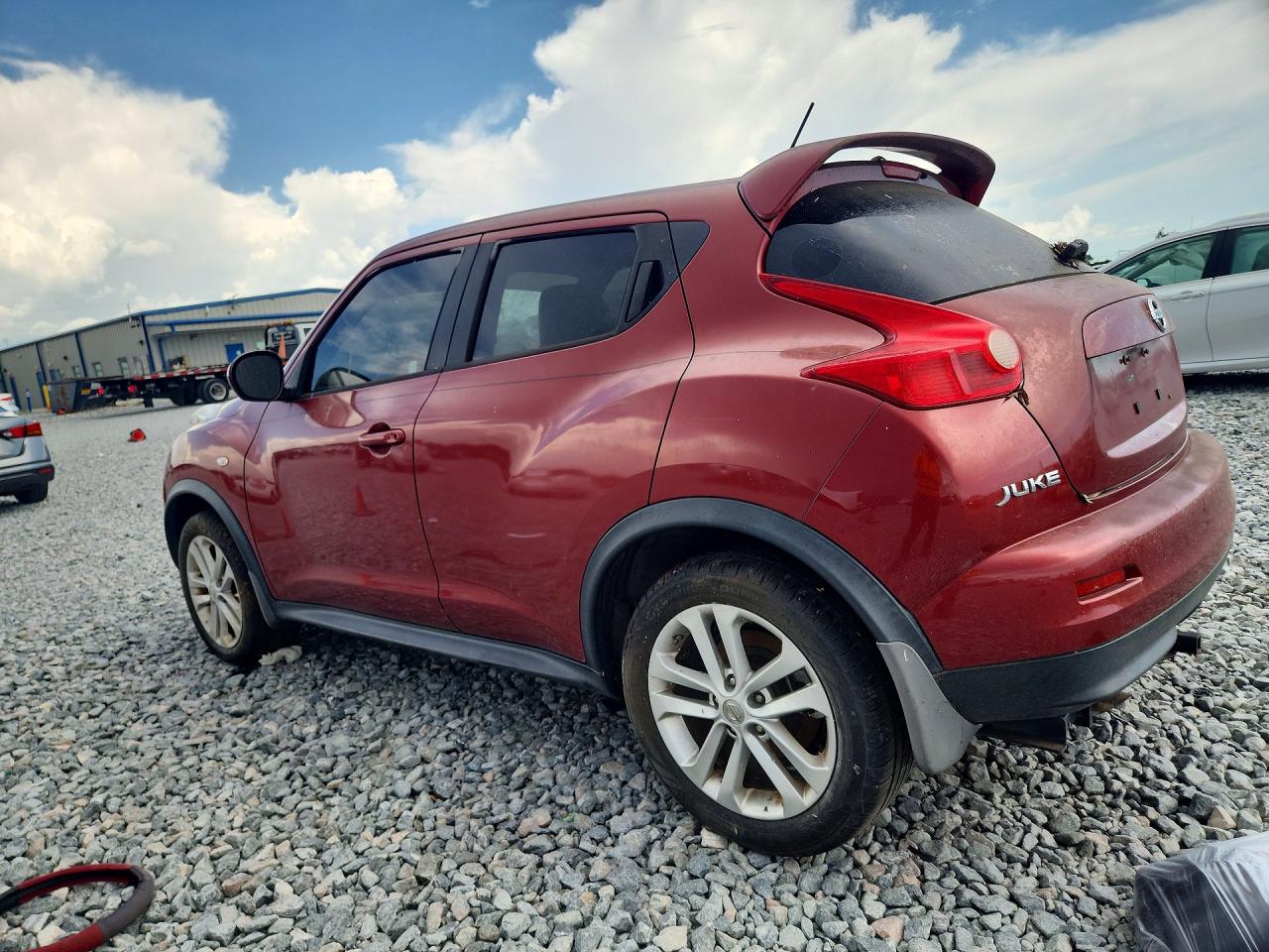 2011 Nissan Juke S Red vin: JN8AF5MRXBT012641