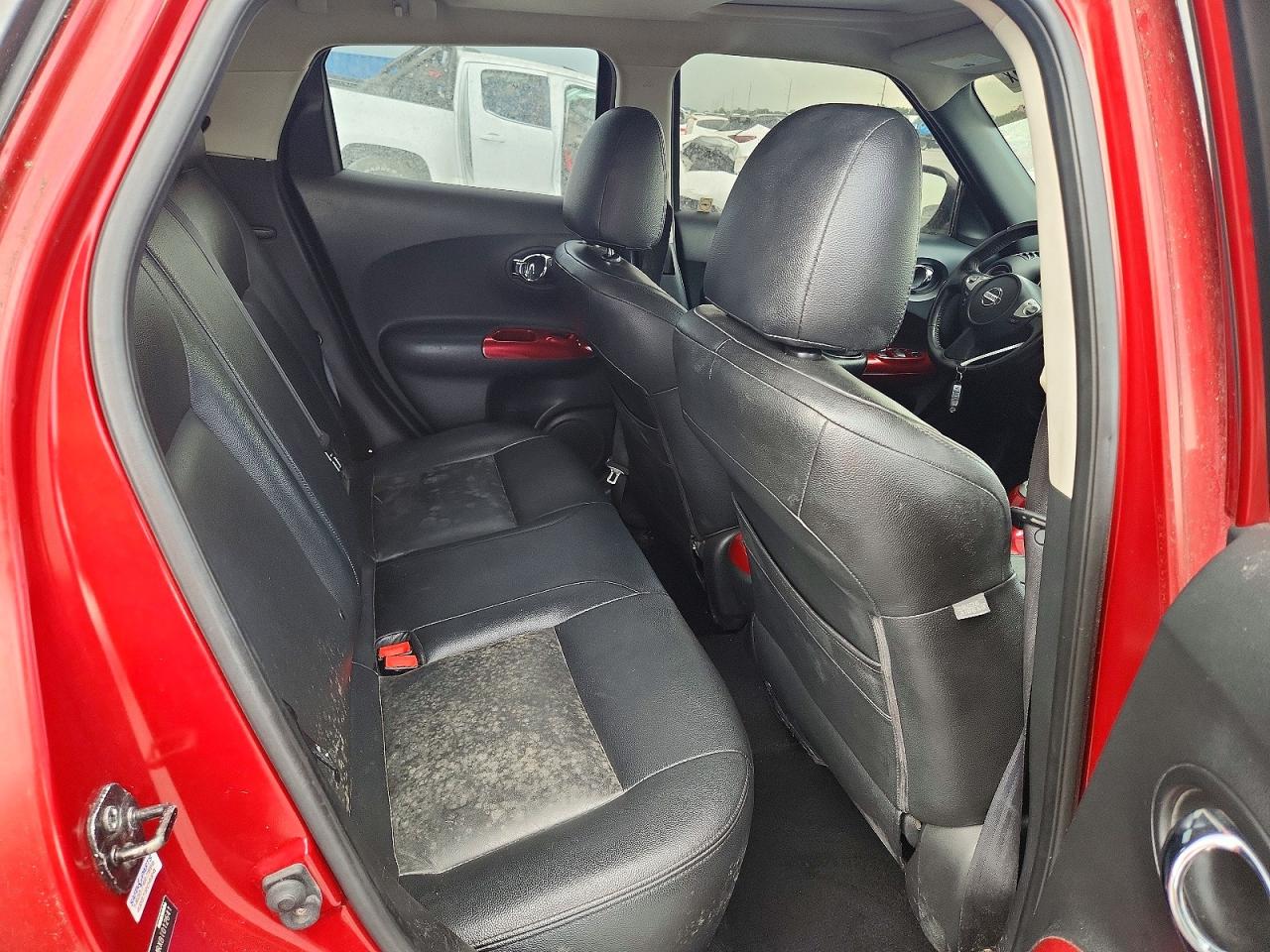 2011 Nissan Juke S Red vin: JN8AF5MRXBT012641