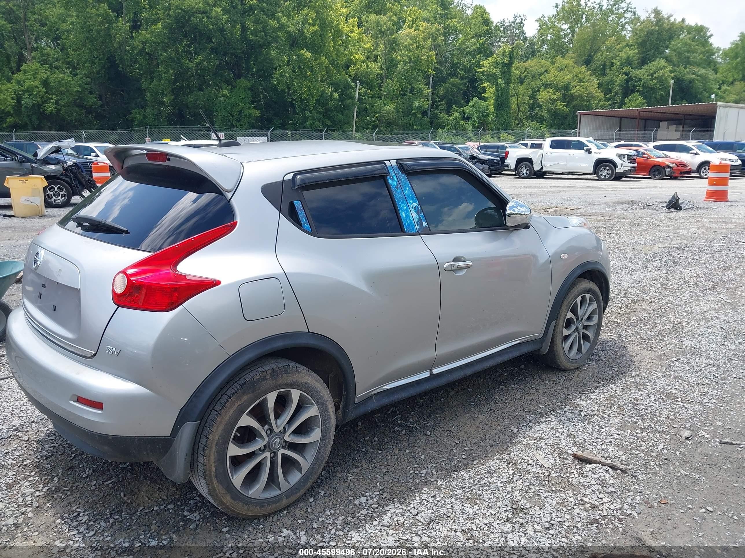 2011 Nissan Juke Sv Gray vin: JN8AF5MRXBT017029