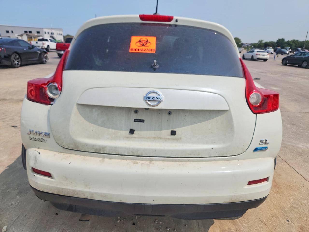 2012 Nissan Juke S White vin: JN8AF5MRXCT117360