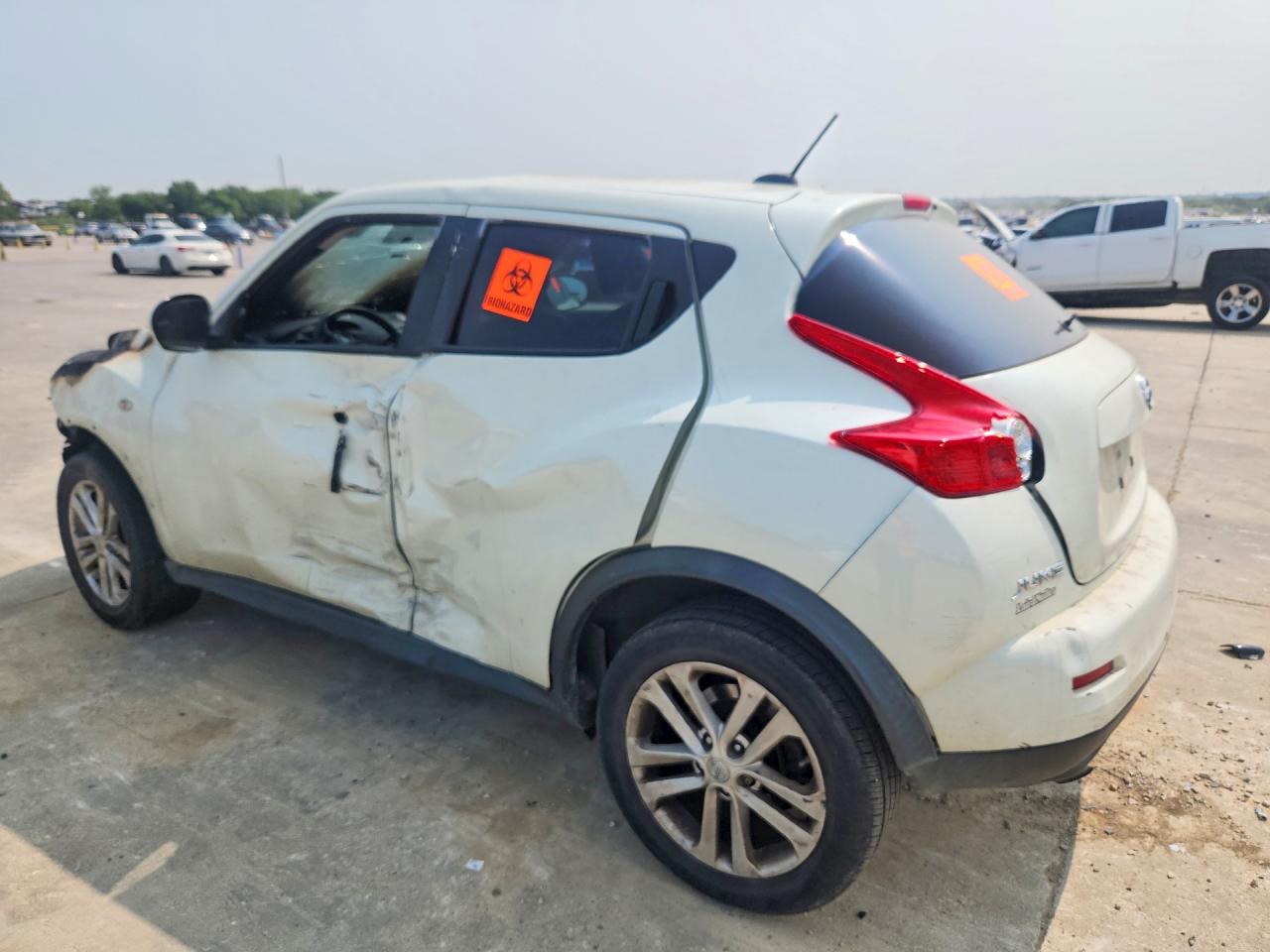 2012 Nissan Juke S White vin: JN8AF5MRXCT117360
