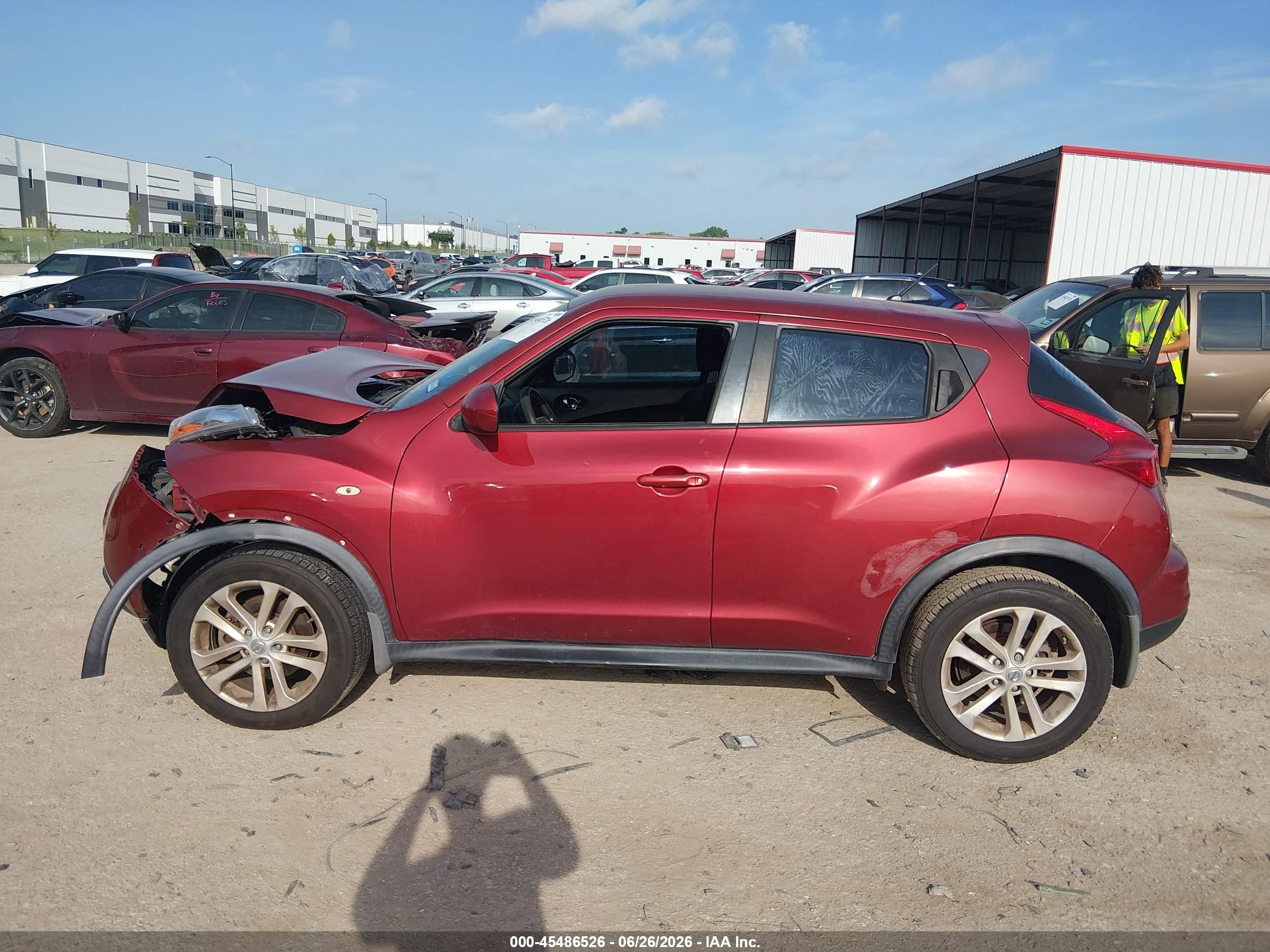 2013 Nissan Juke S Red vin: JN8AF5MRXDT203527