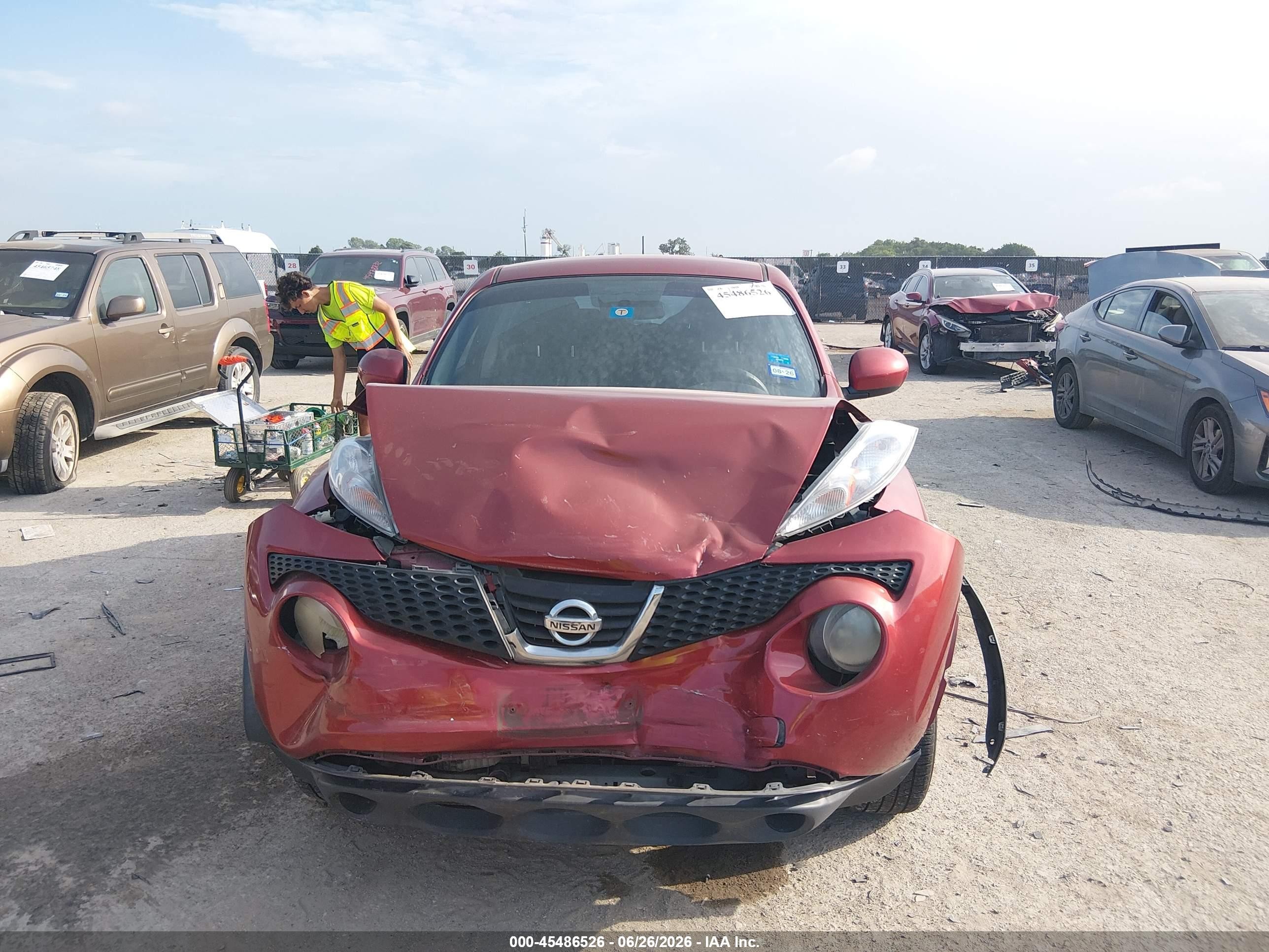 2013 Nissan Juke S Red vin: JN8AF5MRXDT203527