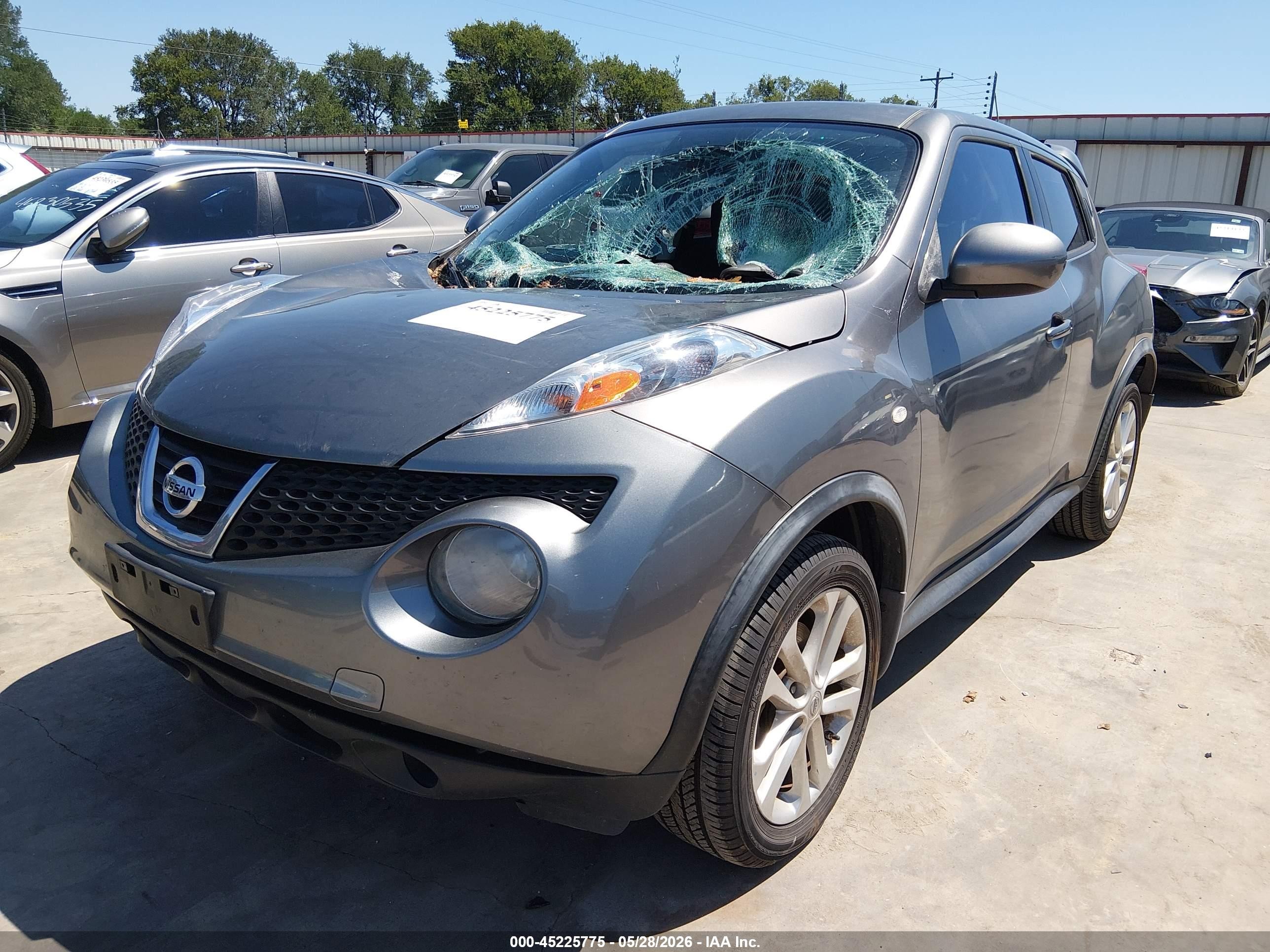 2013 Nissan Juke Sv Gray vin: JN8AF5MRXDT207335