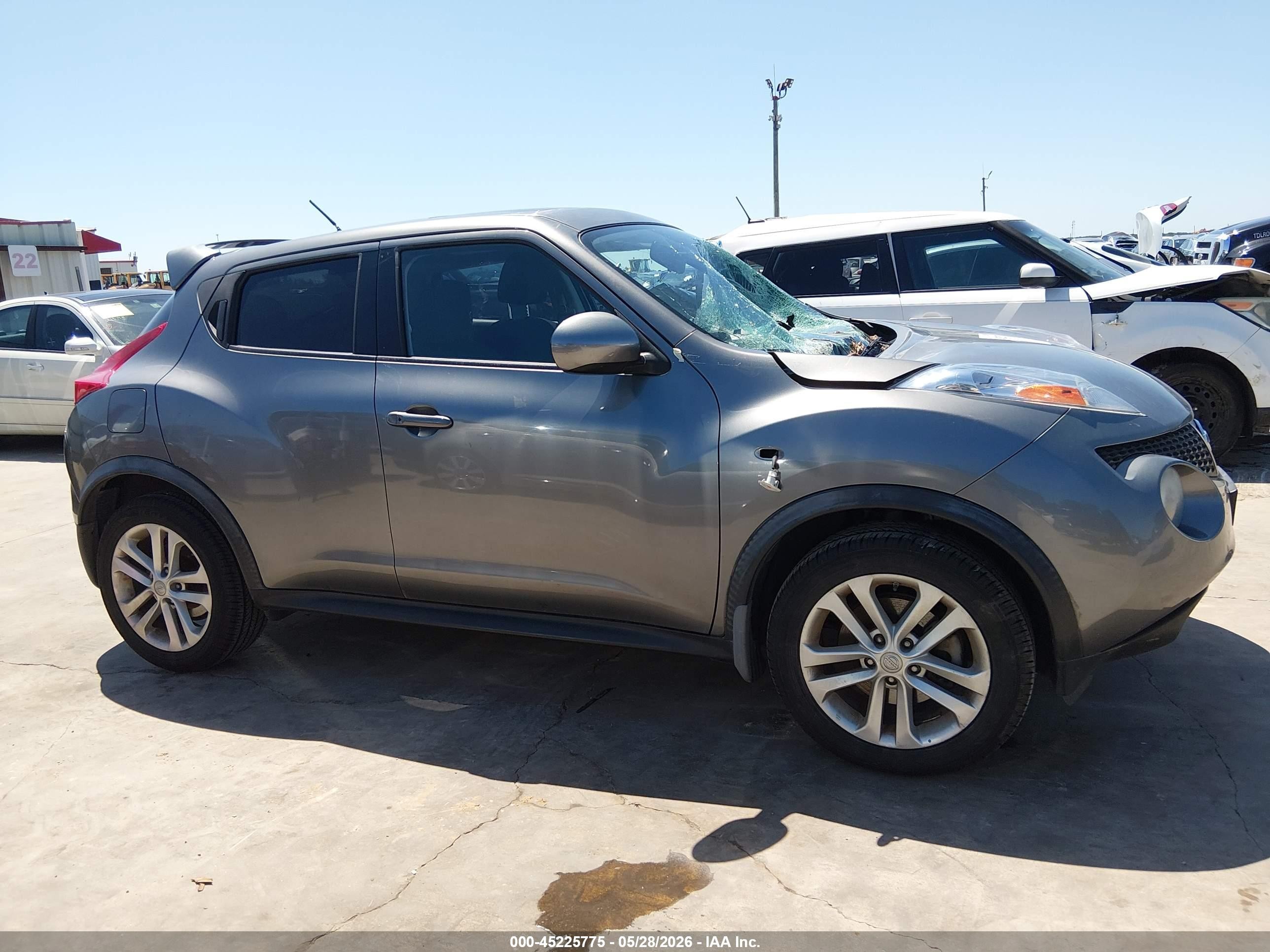 2013 Nissan Juke Sv Gray vin: JN8AF5MRXDT207335