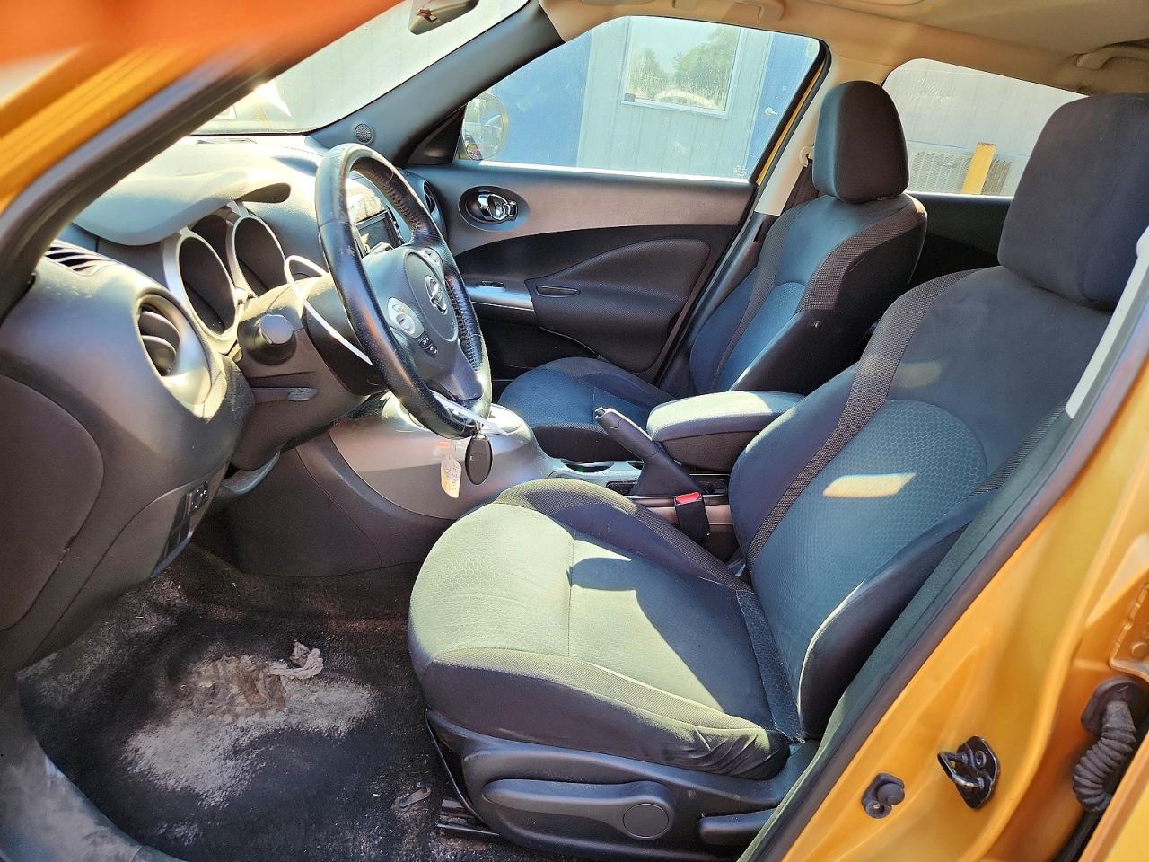 2013 Nissan Juke S Gold vin: JN8AF5MRXDT212289