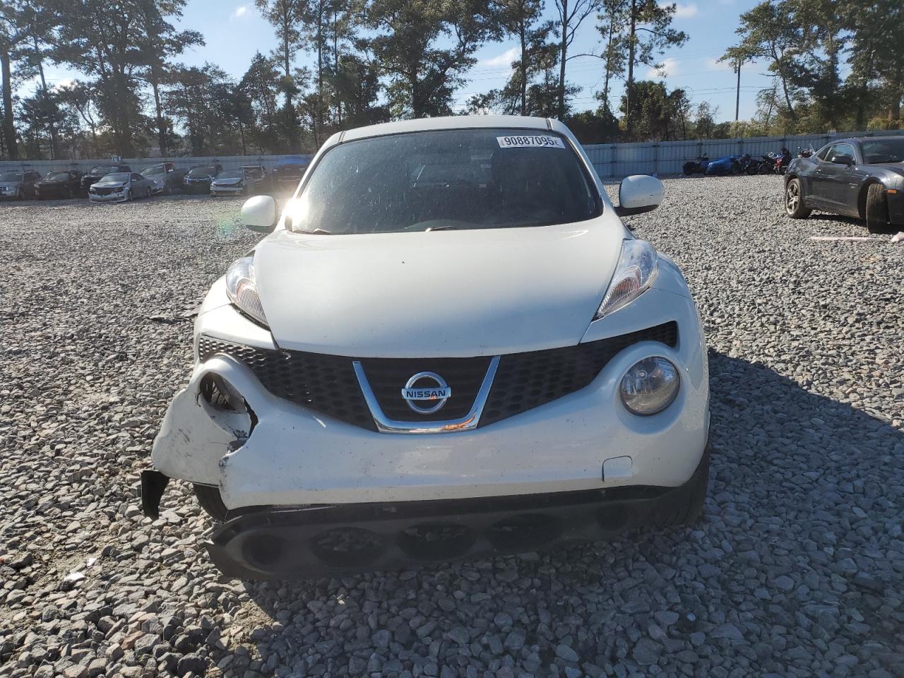 2013 Nissan Juke S White vin: JN8AF5MRXDT215516
