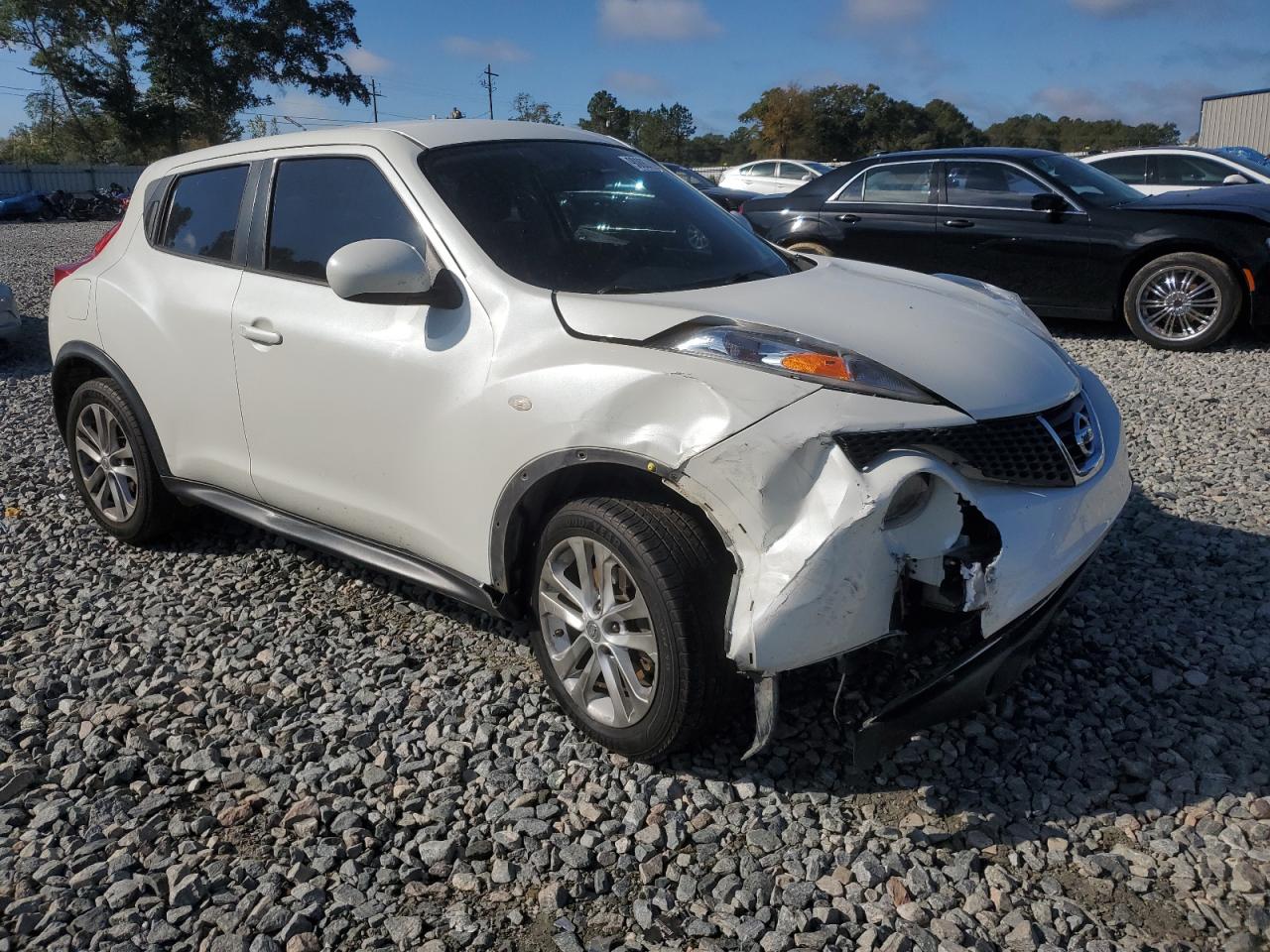 2013 Nissan Juke S White vin: JN8AF5MRXDT215516