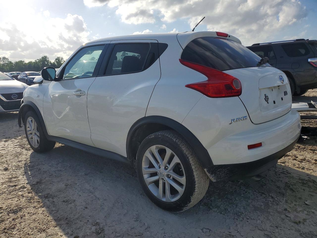 2013 Nissan Juke S Белый vin: JN8AF5MRXDT222711