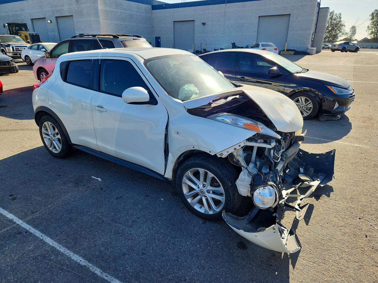2013 Nissan Juke S White vin: JN8AF5MRXDT224894